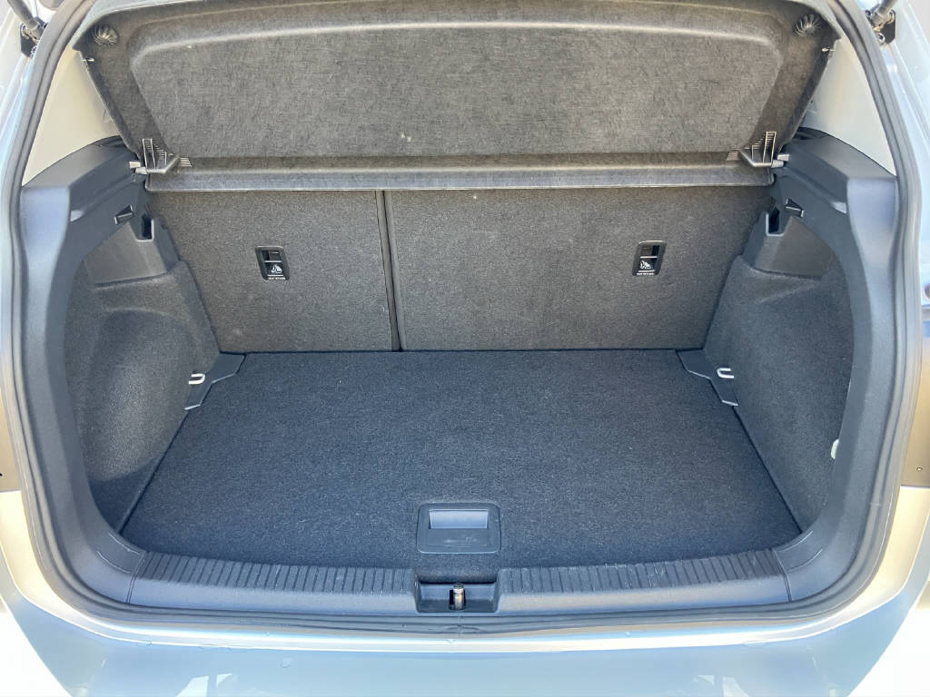 VW T-Cross 1.0 TSI 110 Life DSG-image-12