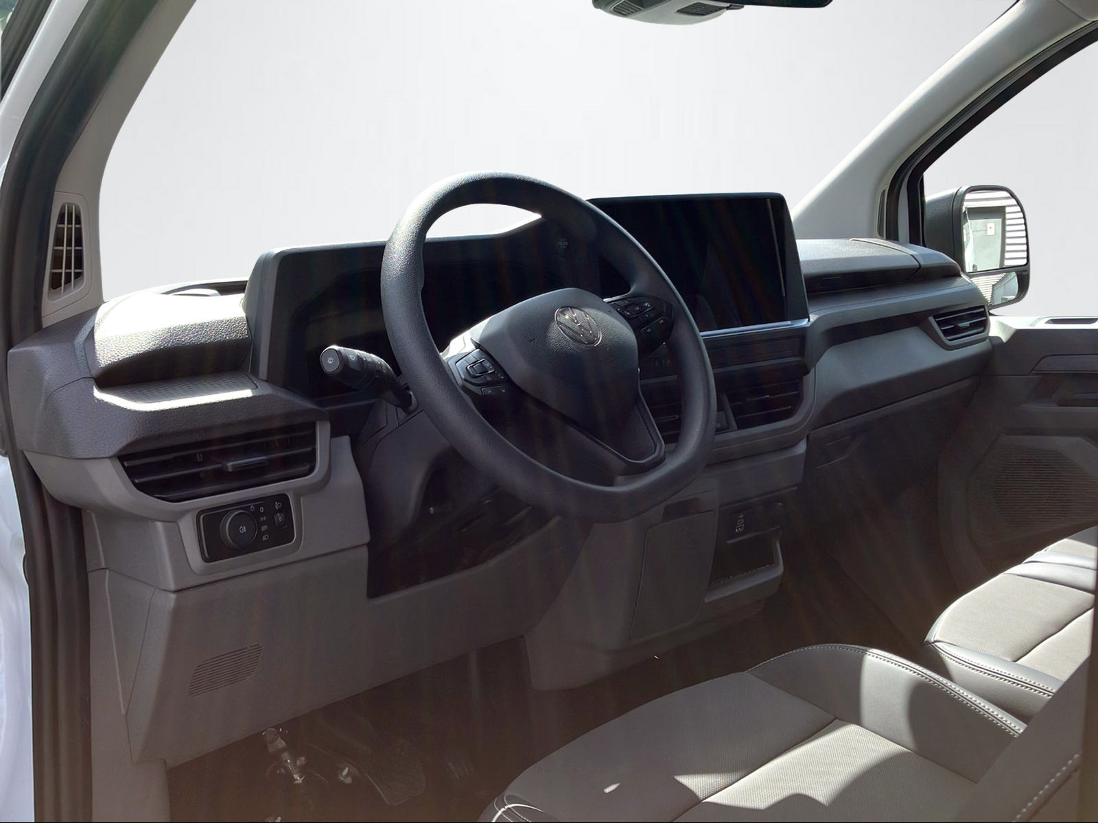 VW Transporter KW KR 150PS AUT 4M 2000ccm 150PS/110kW 4 Zylinder TDI Common Rail SCR Diesel-image-9
