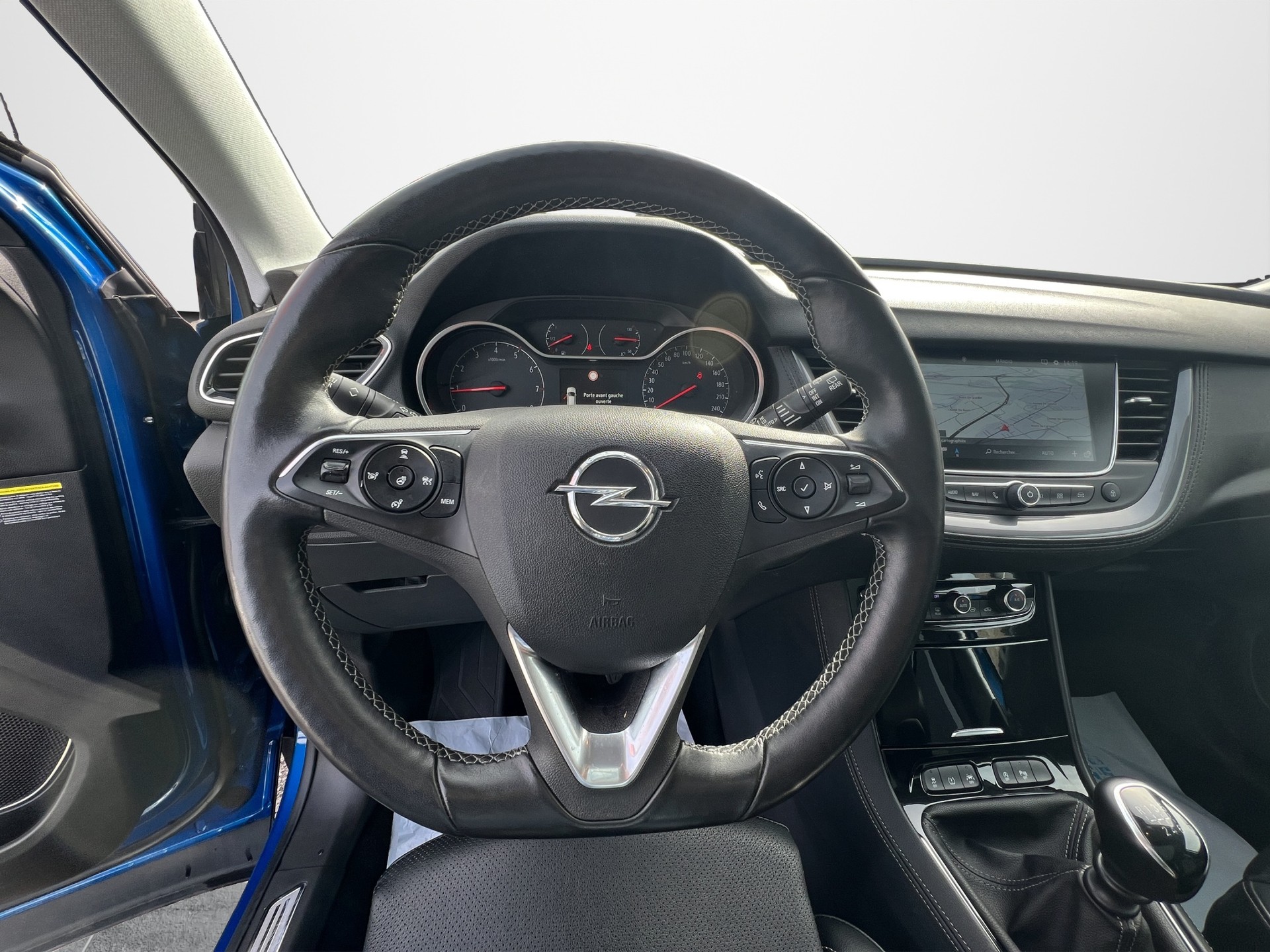 OPEL Grandland X 1.2i TP Ultim-image-9