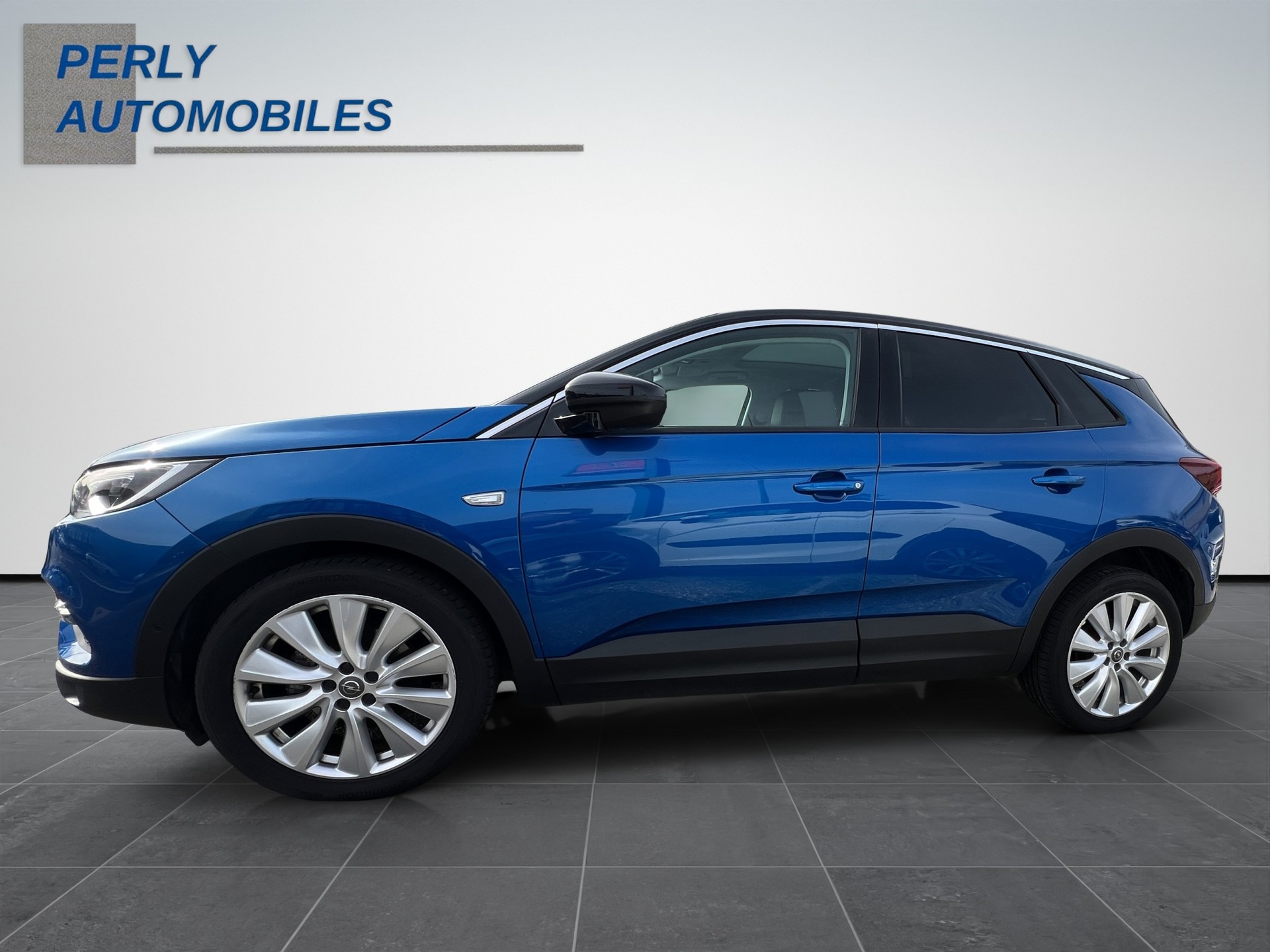 OPEL Grandland X 1.2i TP Ultim-showroom-element-2
