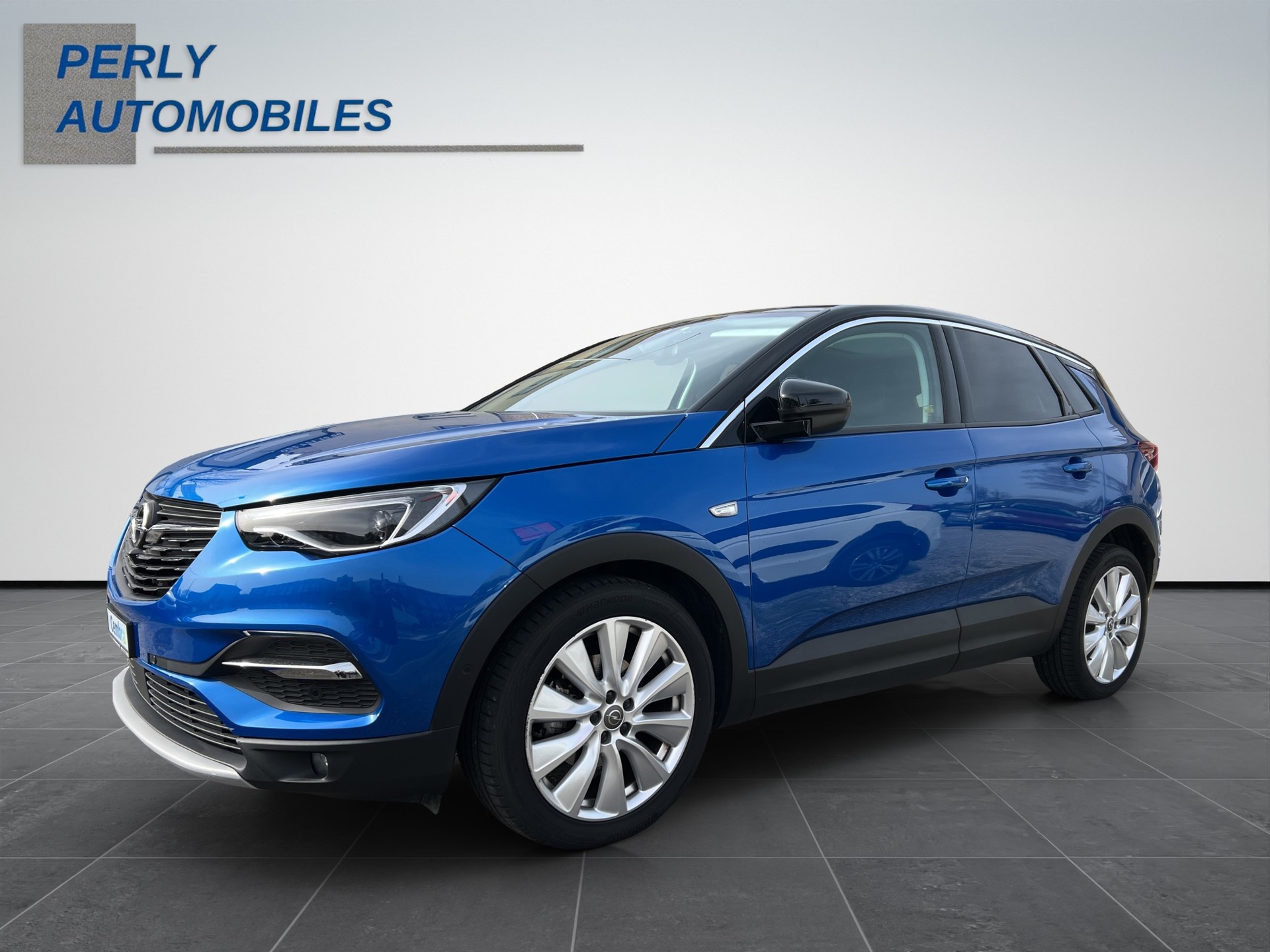 OPEL Grandland X 1.2i TP Ultim-showroom-element-1