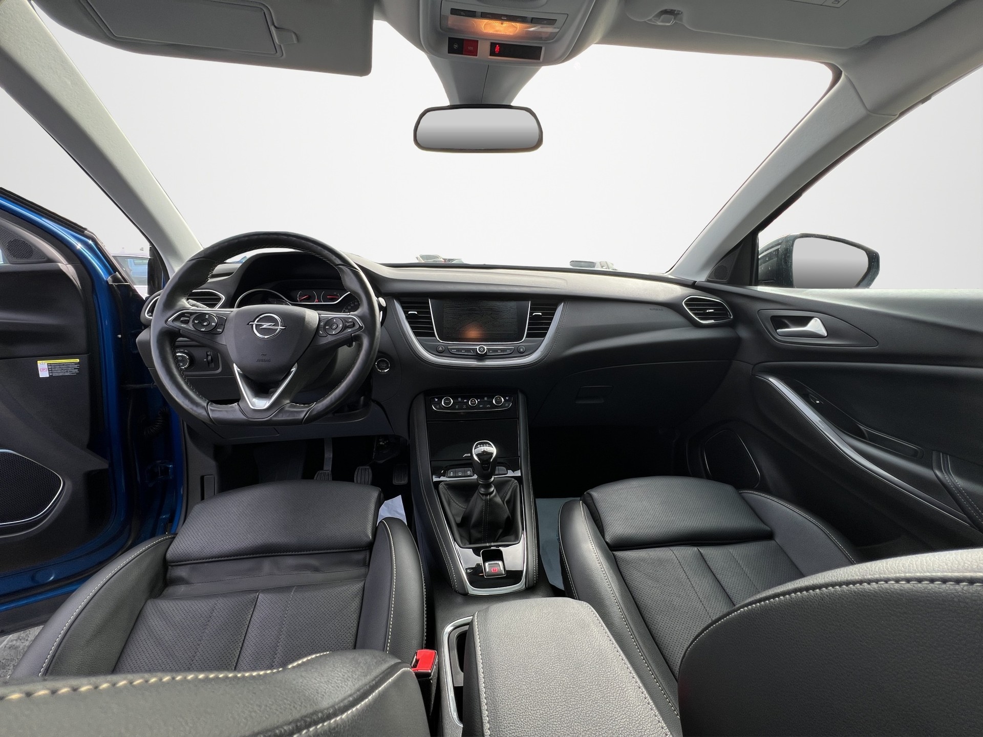 OPEL Grandland X 1.2i TP Ultim-image-12