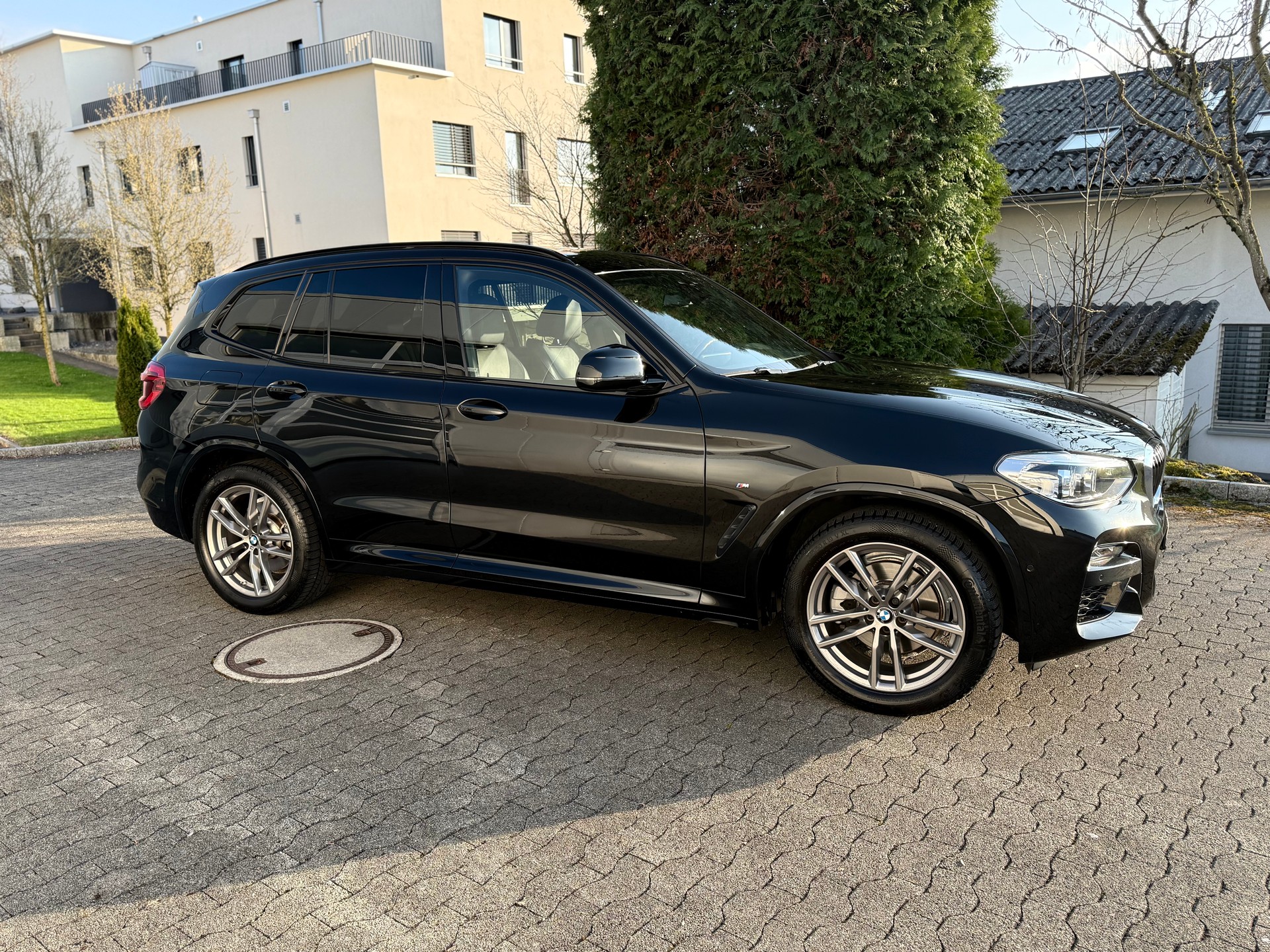 BMW X3 xDrive 20d Individual M Sport Steptronic-image-4
