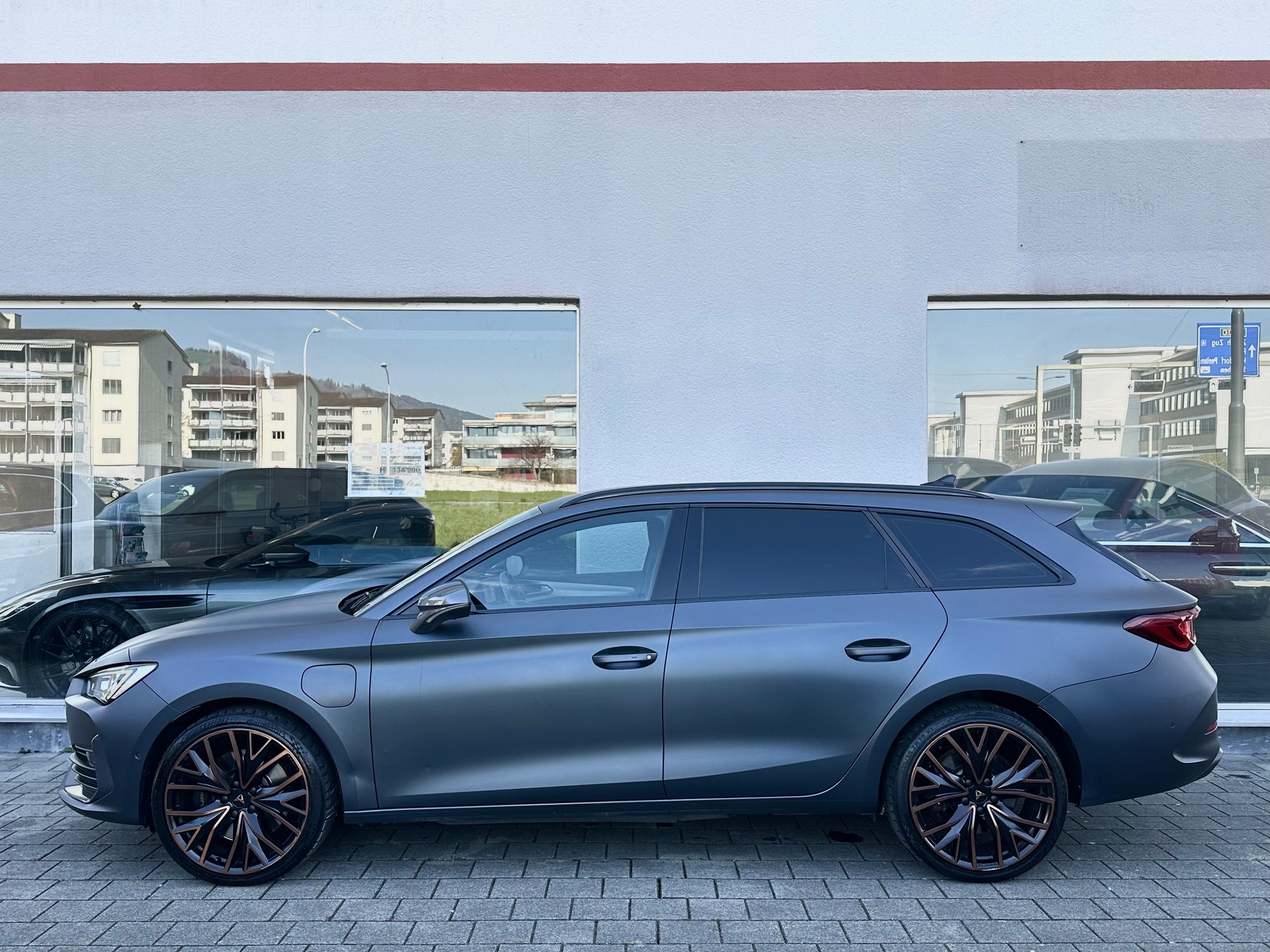 CUPRA LEON ST 1.4 e-HYBRID pHEV DSG-image-2