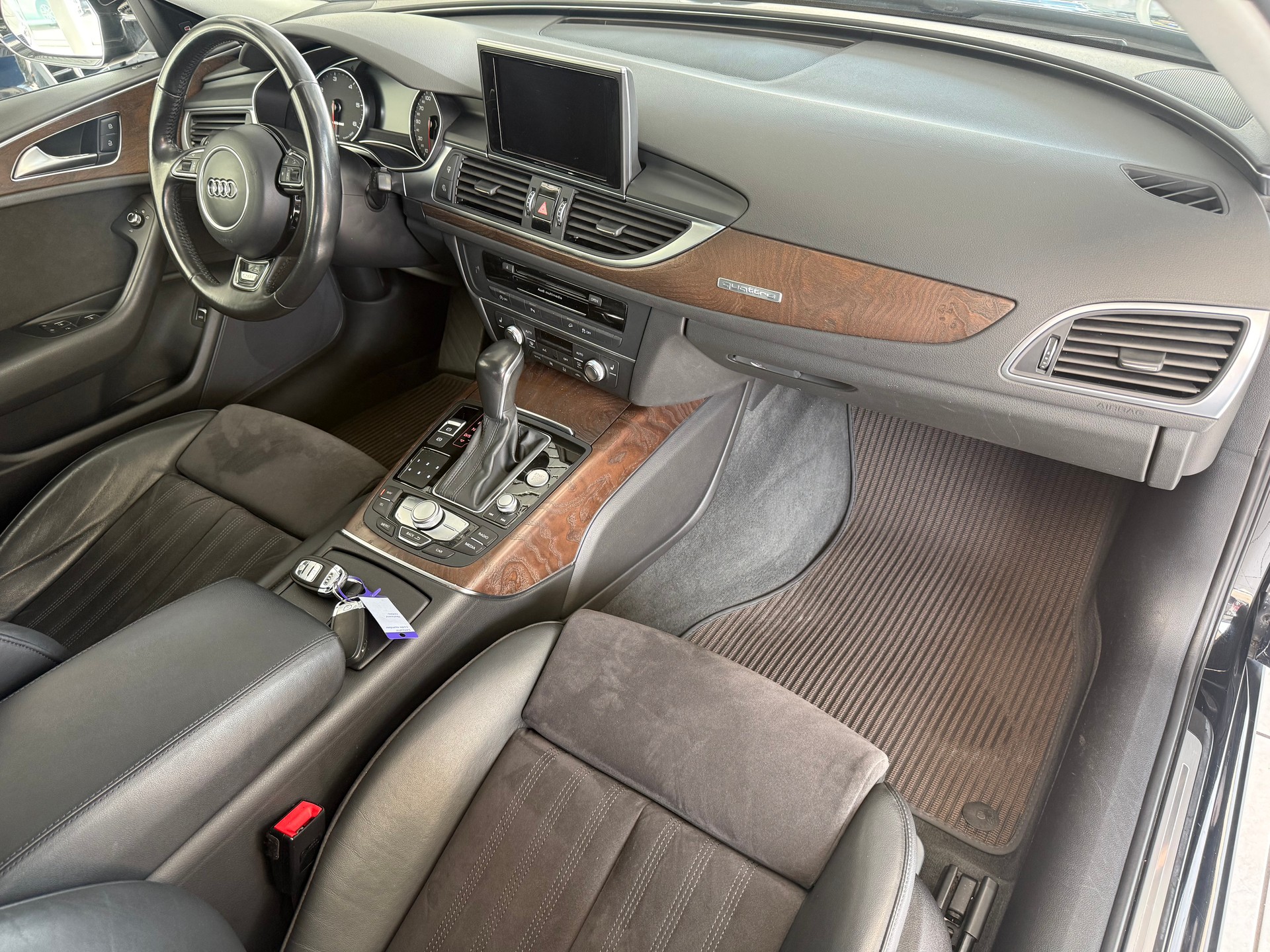 AUDI A6 allroad 3.0 TDI V6 quattro S-tronic-image-11