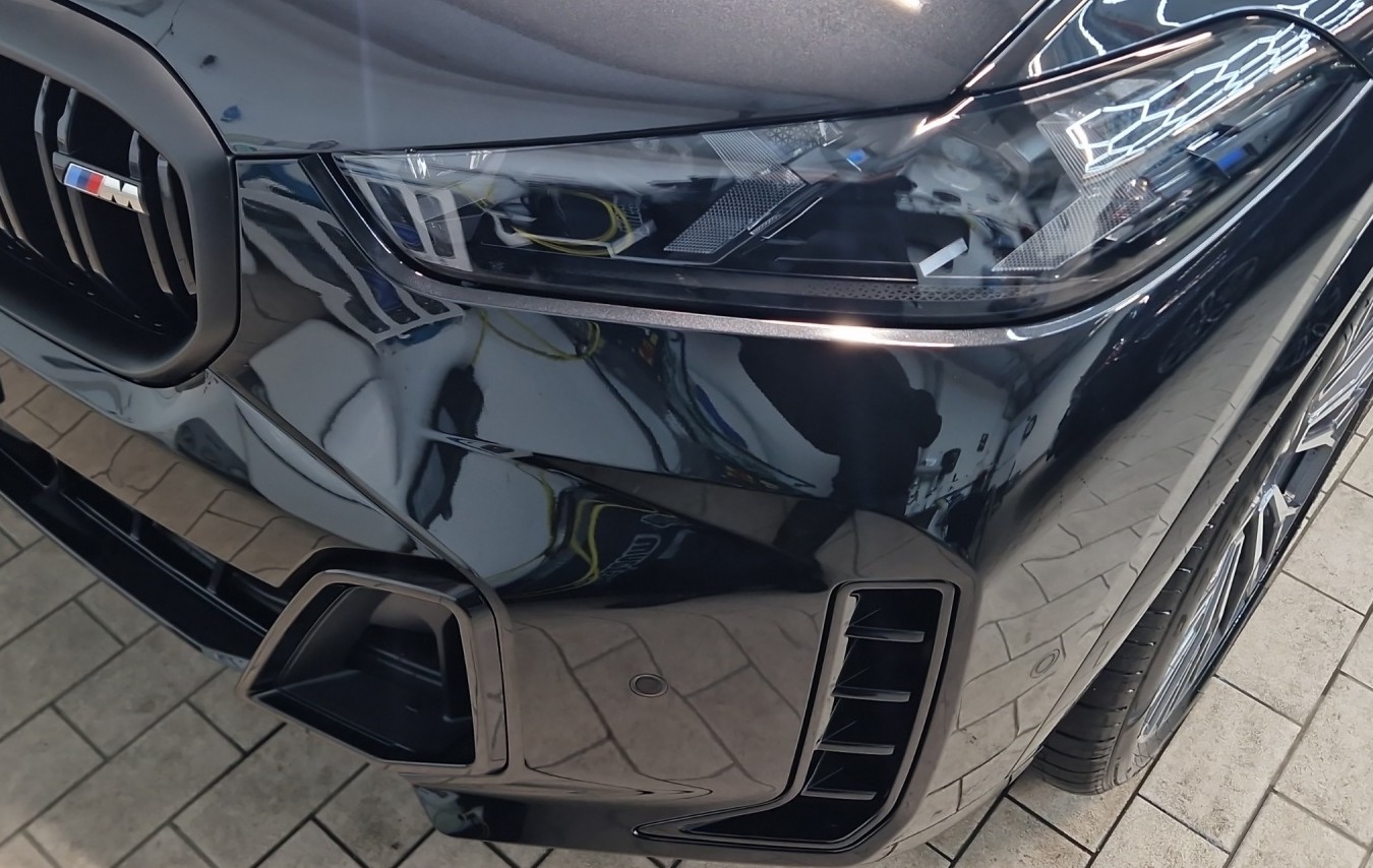 BMW X5 xDrive 48V M60i M Sport Pro Steptronic-image-25