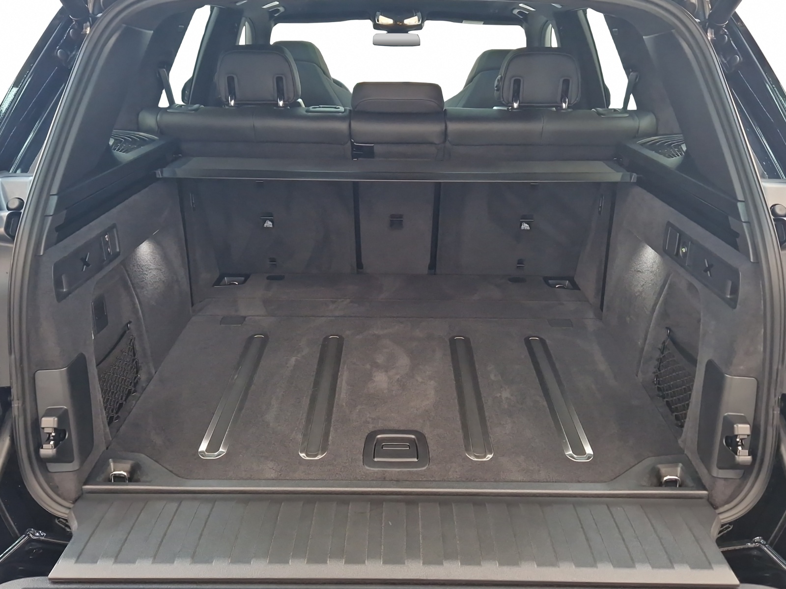 BMW X5 xDrive 48V M60i M Sport Pro Steptronic-image-17