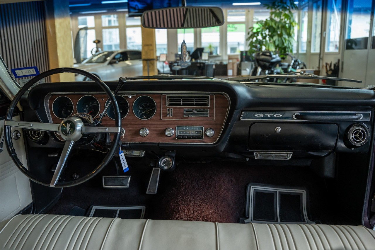 PONTIAC GTO-image-12
