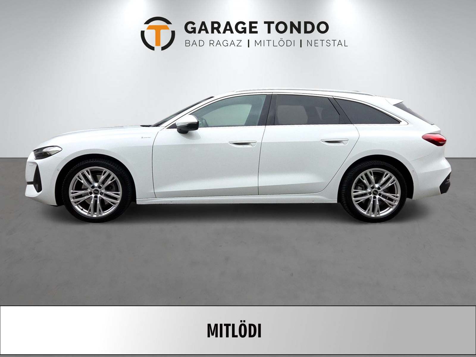 AUDI A5 Avant 2.0 TDI Attraction quattro S-Tronic-showroom-element-3