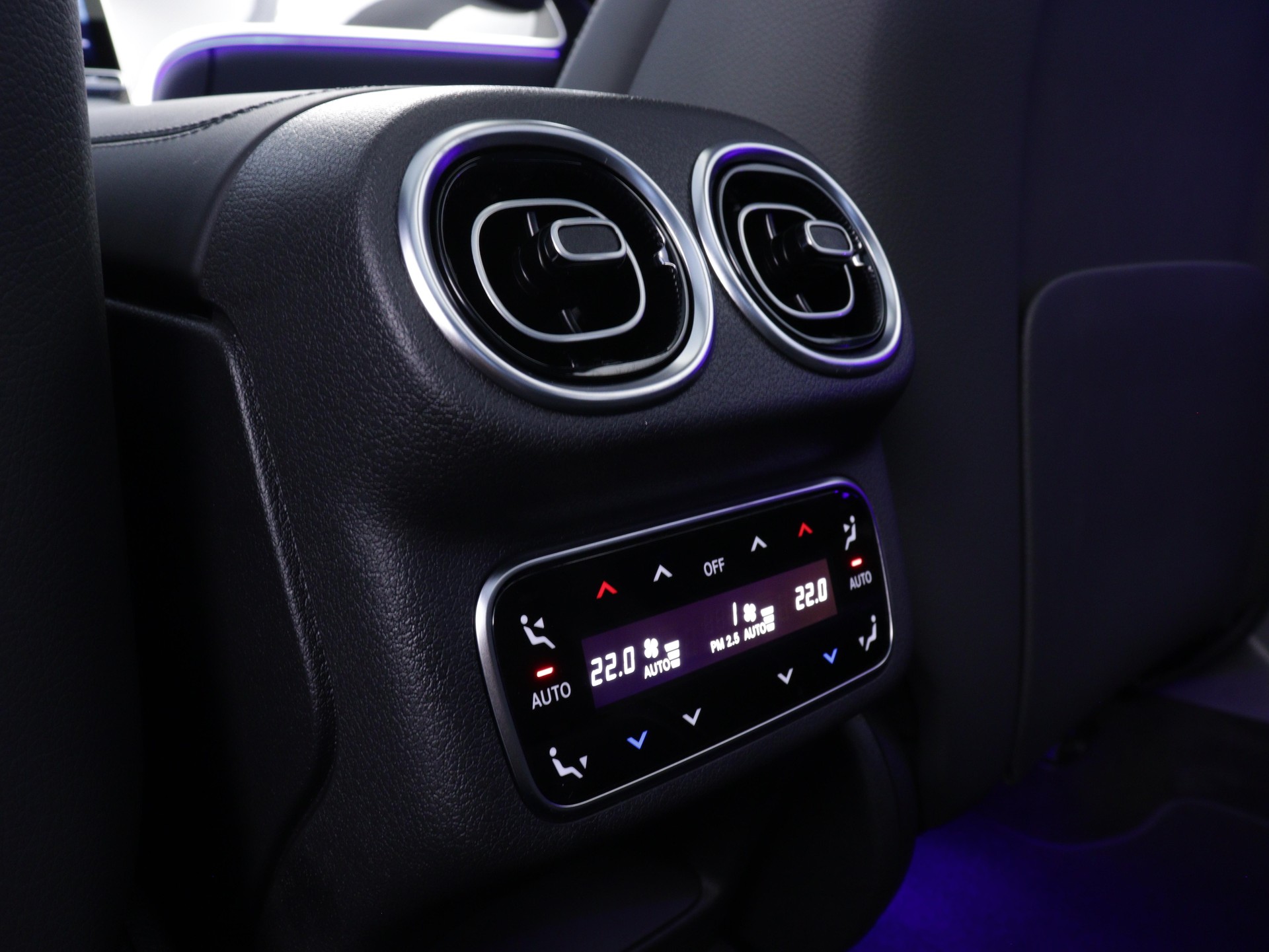 MERCEDES-BENZ GLC 450 d AMG Line 4matic-image-12