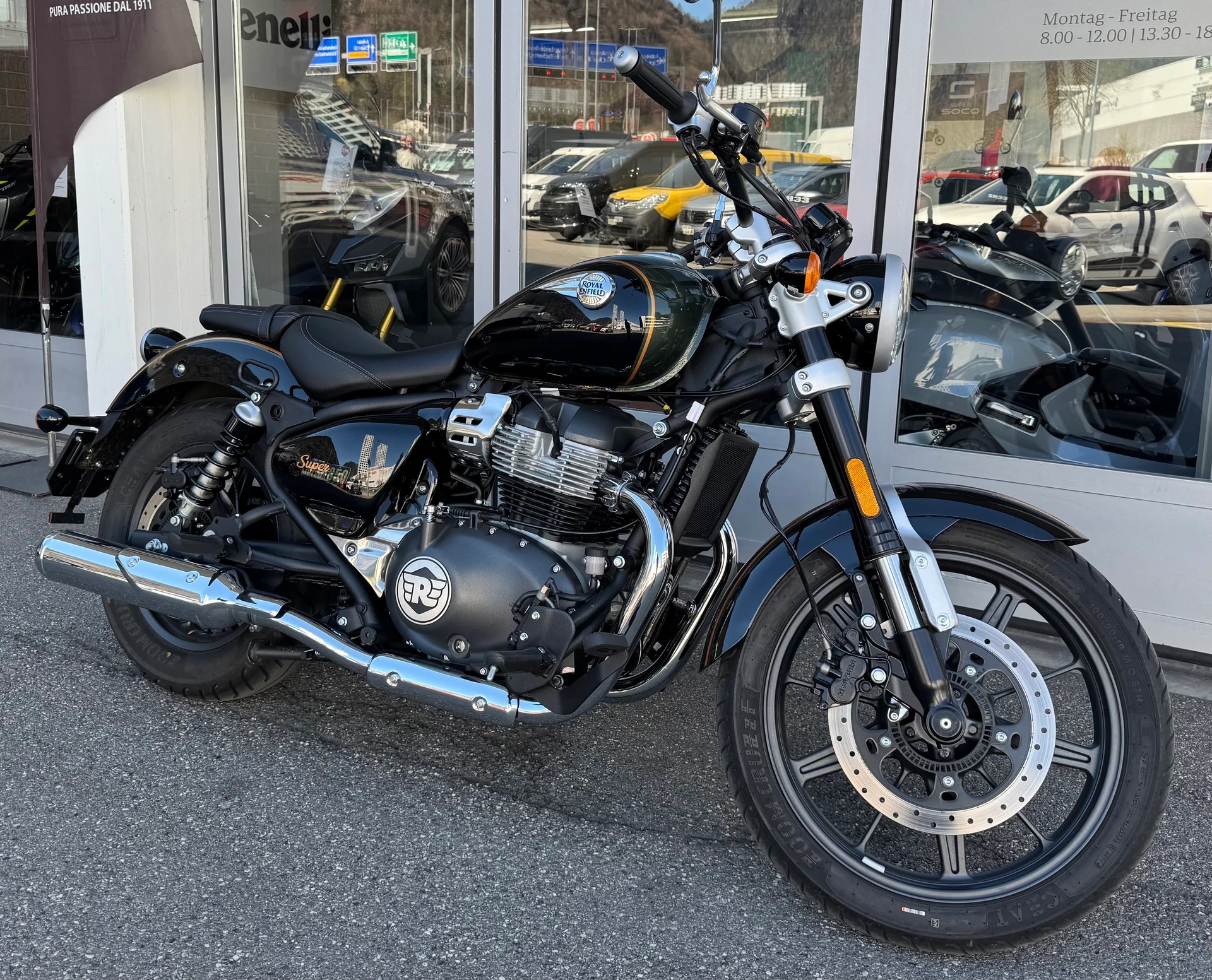 ROYAL ENFIELD Super Meteor 650 Interstellar-image-1