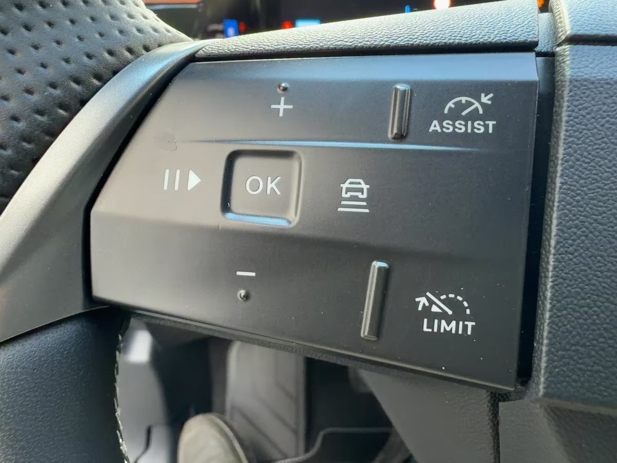 OPEL Grandland-e GS Anhängerkupplung-image-41