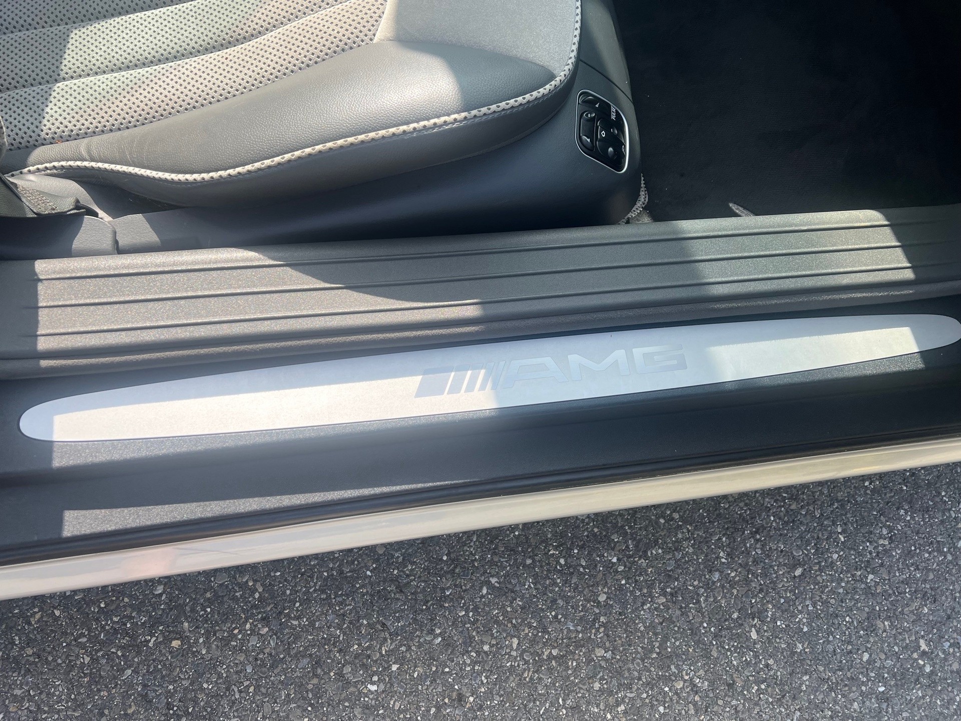 MERCEDES-BENZ SL 55 AMG Automatic-image-5