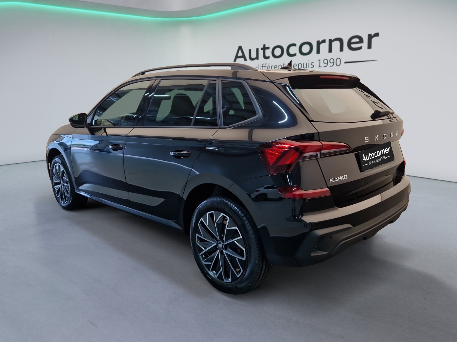 SKODA Kamiq 1.0 TSI Dynamic DSG-showroom-element-2