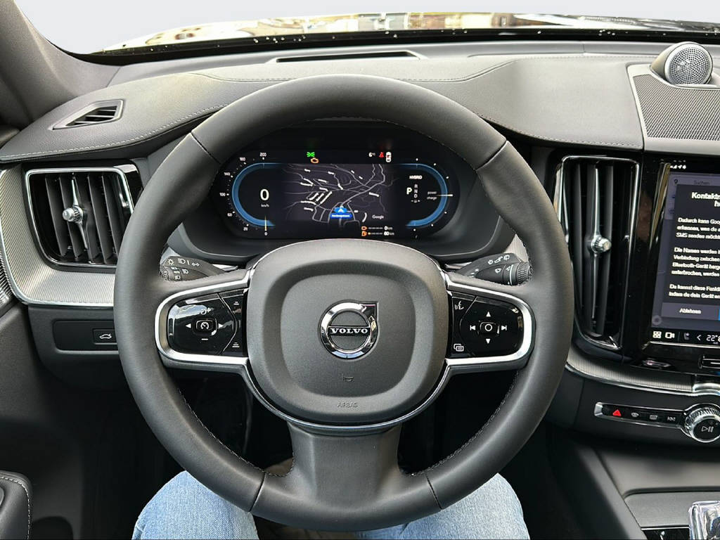 VOLVO XC60 2.0 T8 TE XCENTRIC Black Edition eAWD-image-11