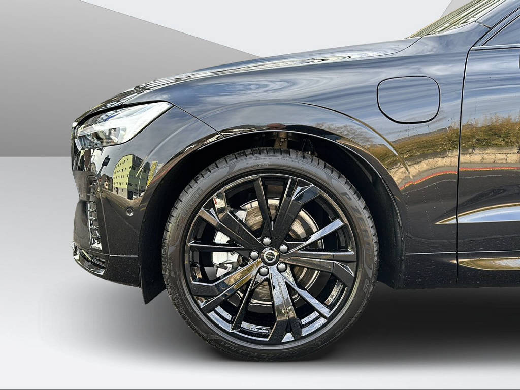 VOLVO XC60 2.0 T8 TE XCENTRIC Black Edition eAWD-image-7