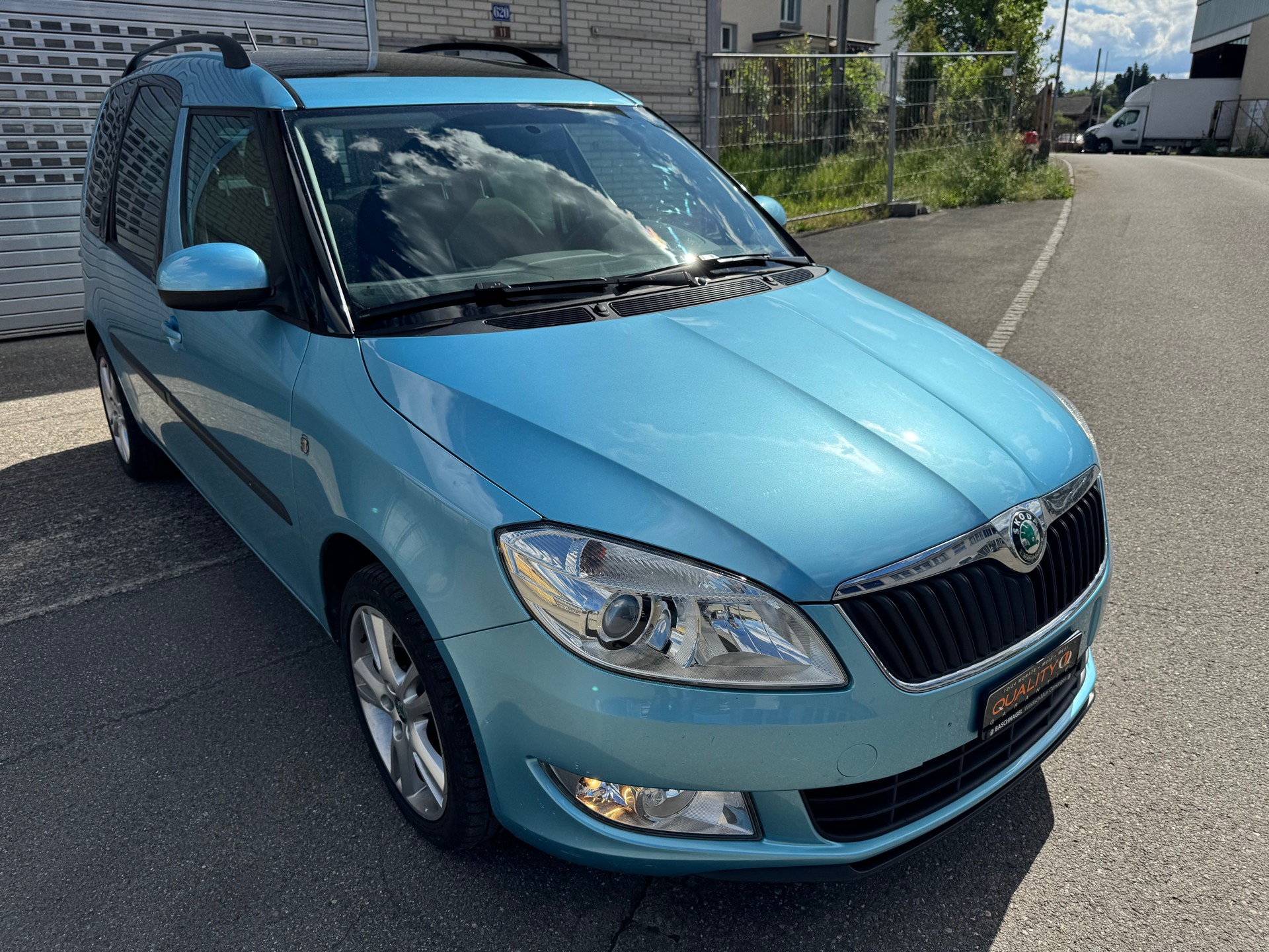 SKODA Roomster 1.2 TSI Elegance DSG-image-2