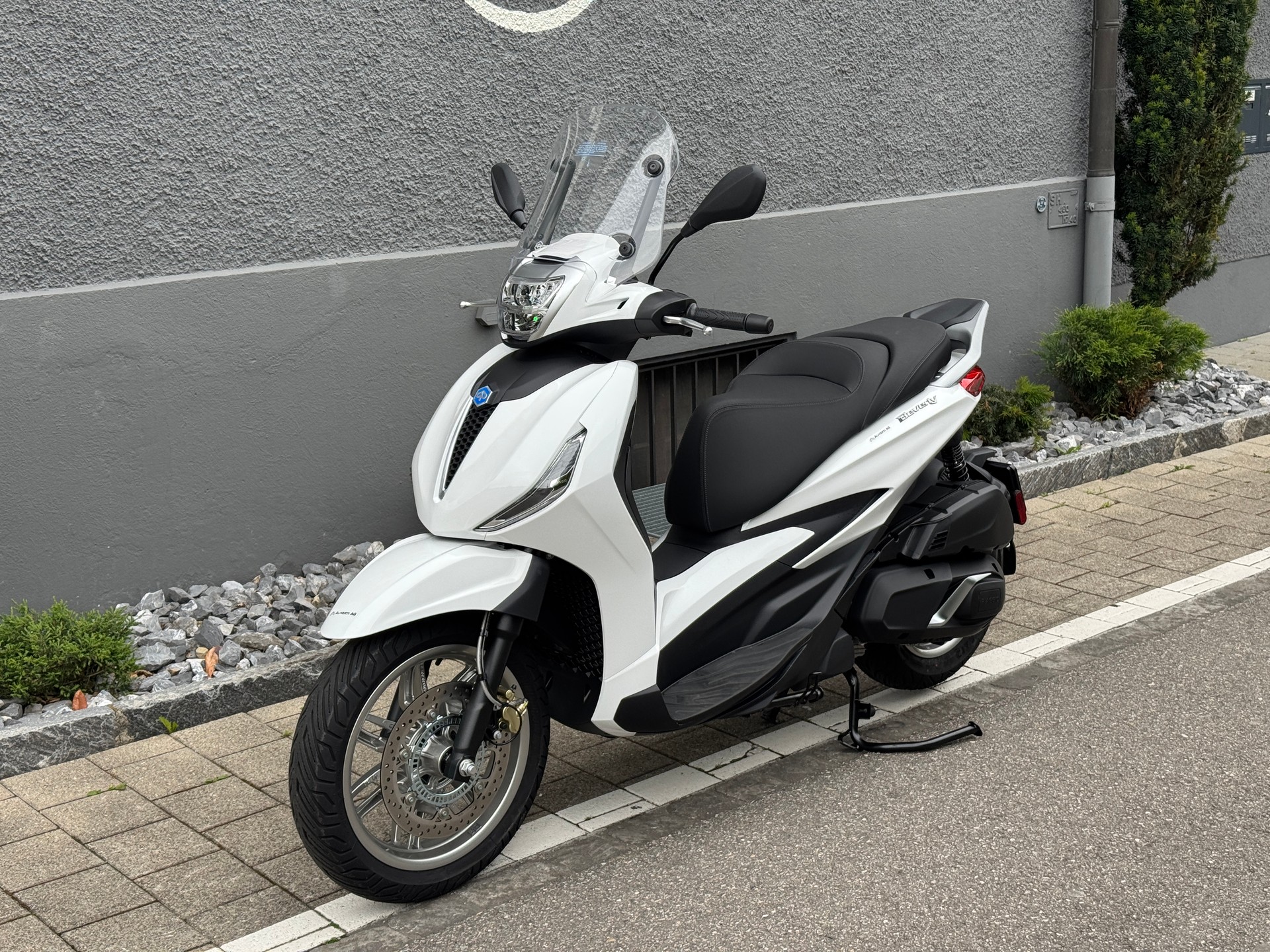 PIAGGIO Beverly 400 E5+-image-0