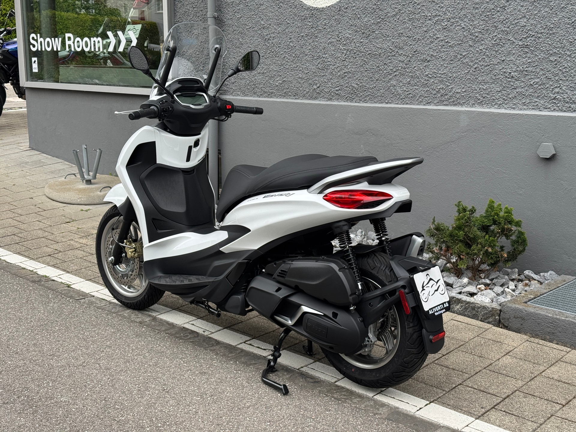 PIAGGIO Beverly 400 E5+-image-5