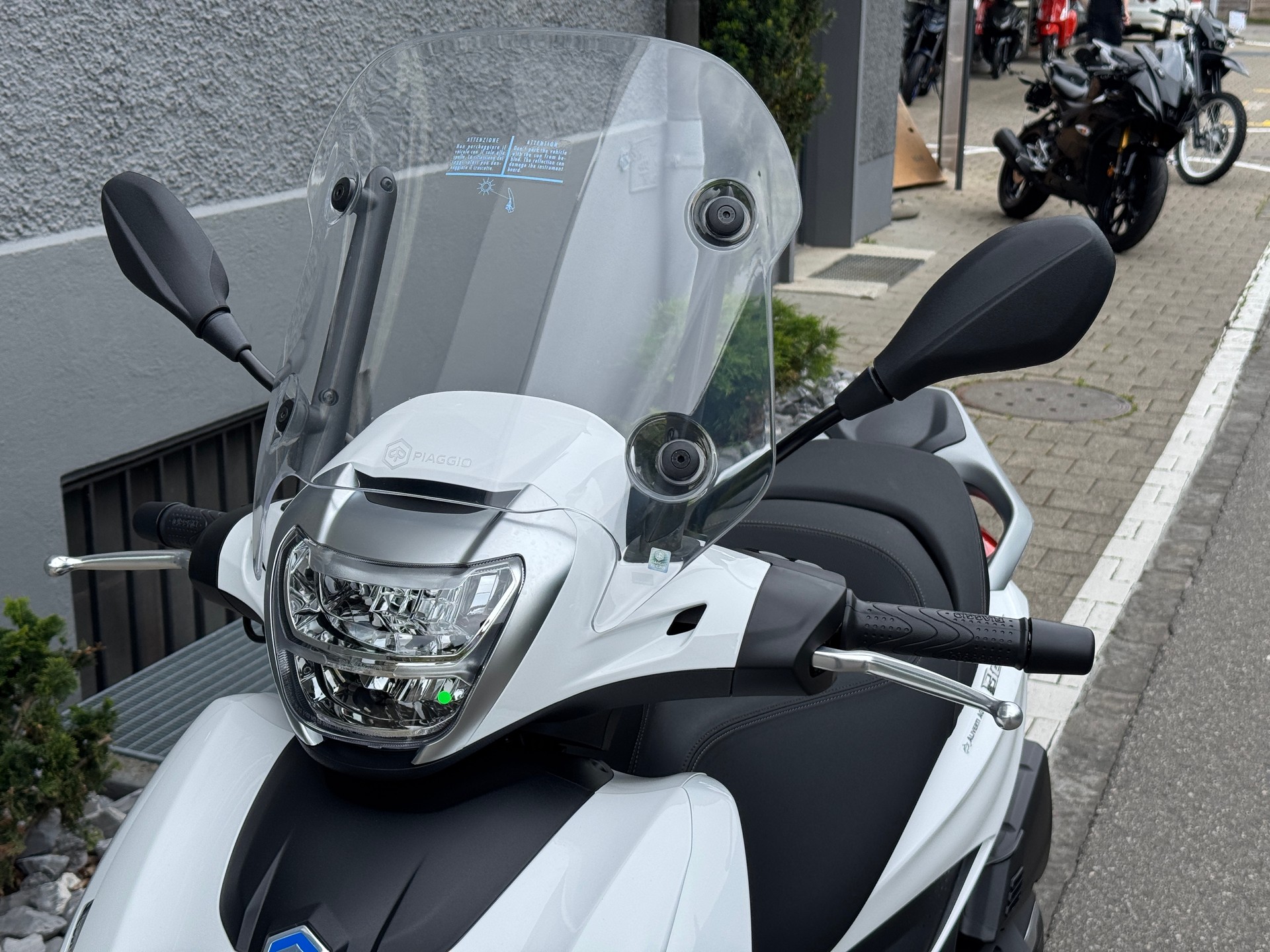 PIAGGIO Beverly 400 E5+-image-3