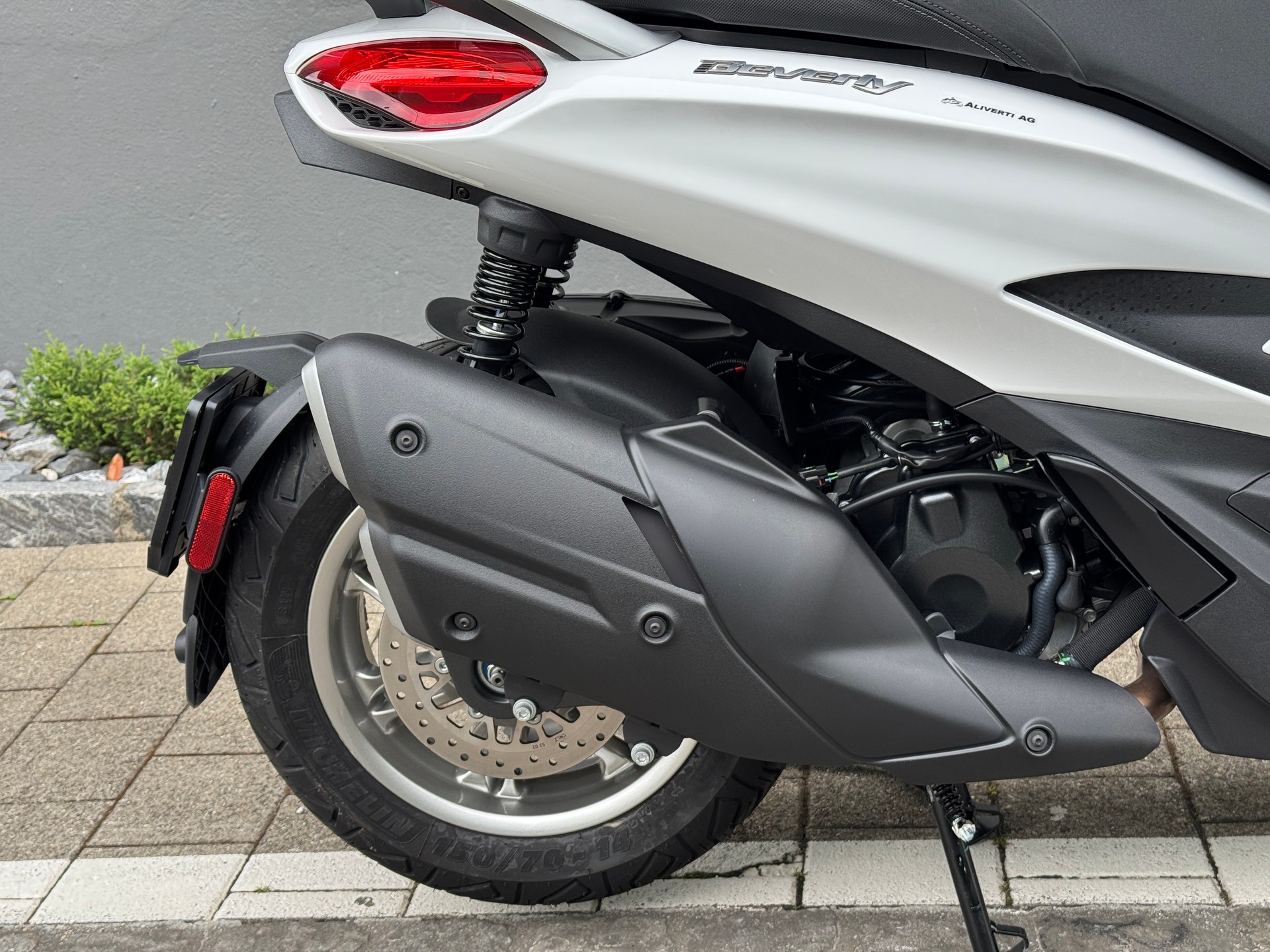 PIAGGIO Beverly 400 E5+-image-14