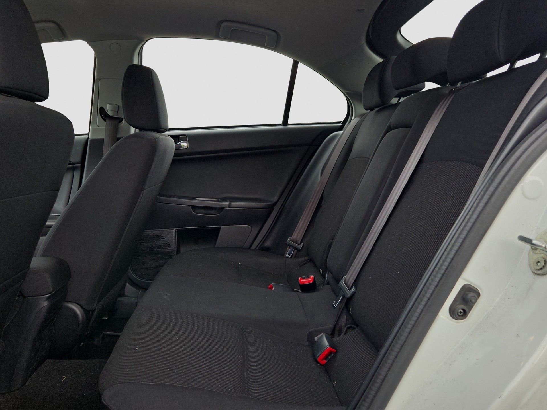 MITSUBISHI Lancer Sportback 1.8 Style CVT-image-8