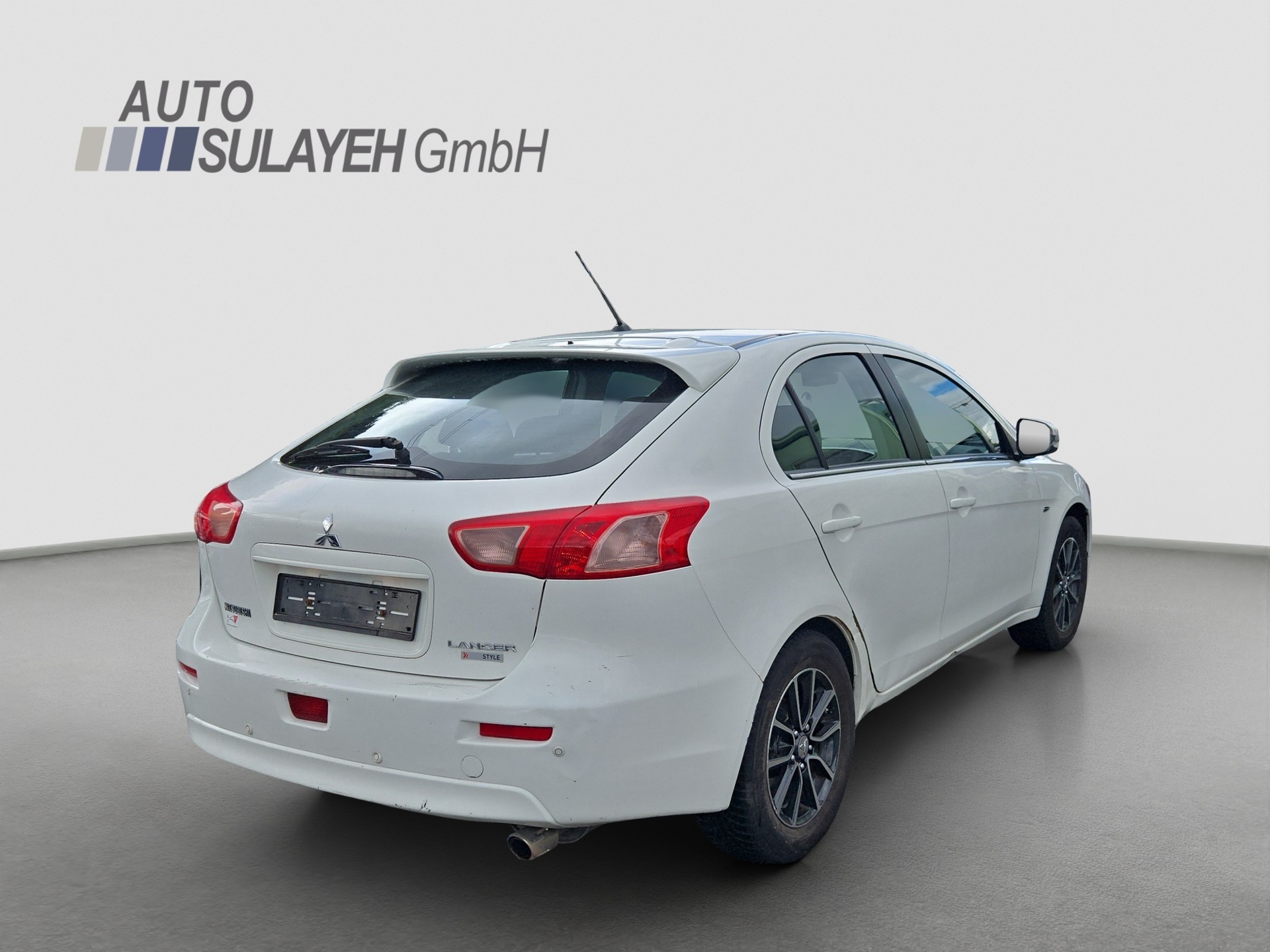 MITSUBISHI Lancer Sportback 1.8 Style CVT-showroom-element-2