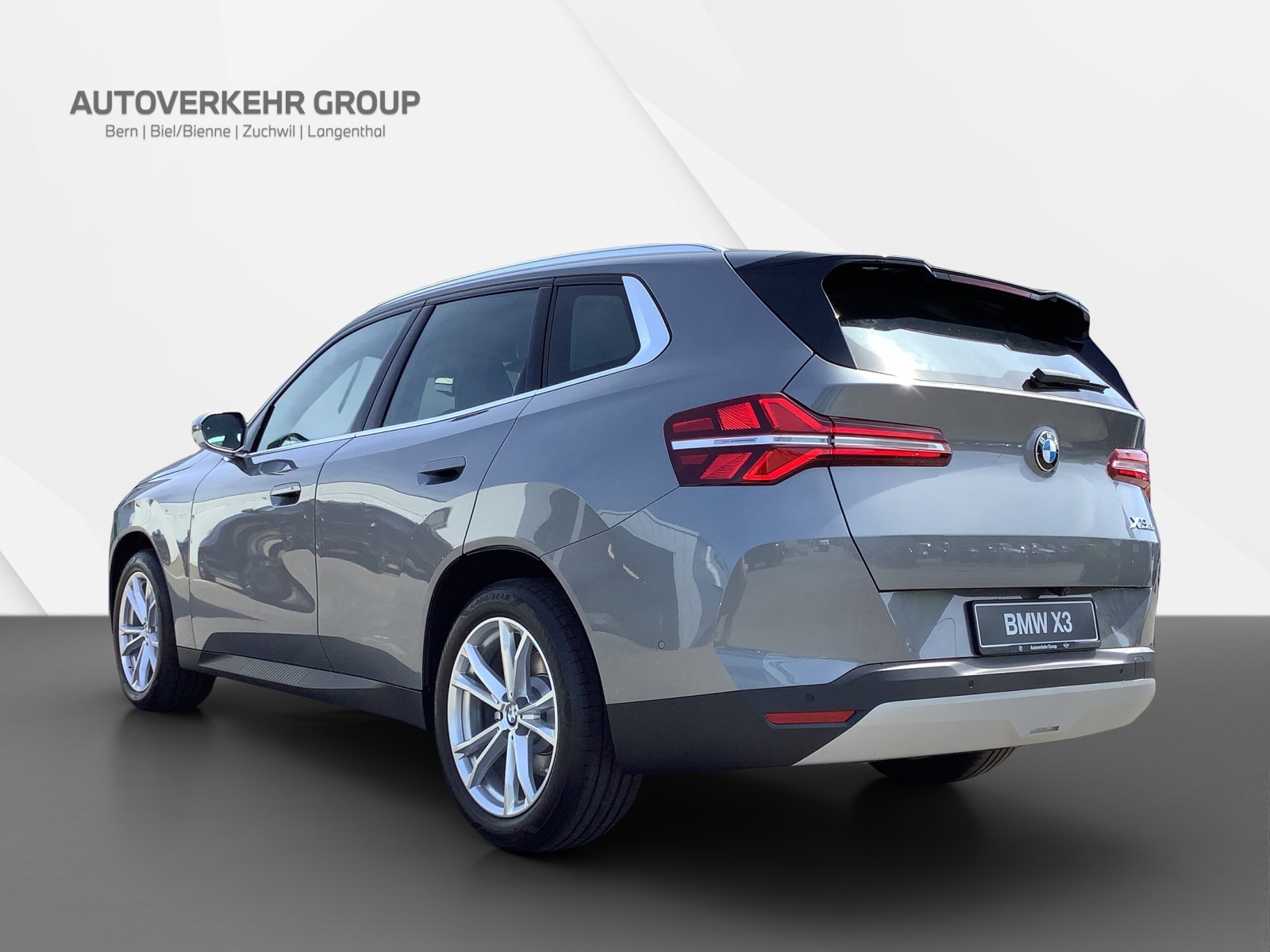 BMW X3 xDrive 20 48V-showroom-element-2
