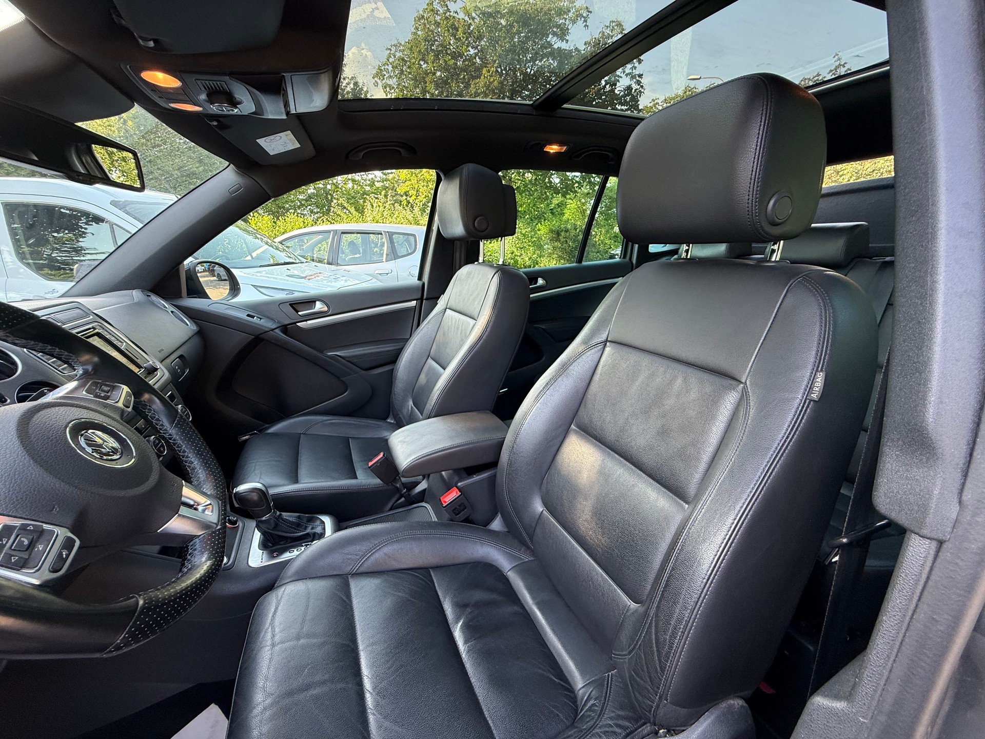 VW Tiguan 2.0 TDI Cityscape 4Motion DSG-image-14