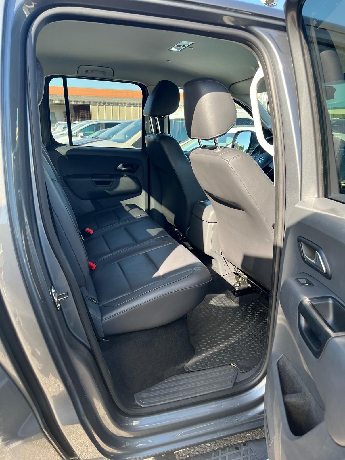 VW Amarok 2.0 BiTDI Highline 4Motion permanent A-image-10