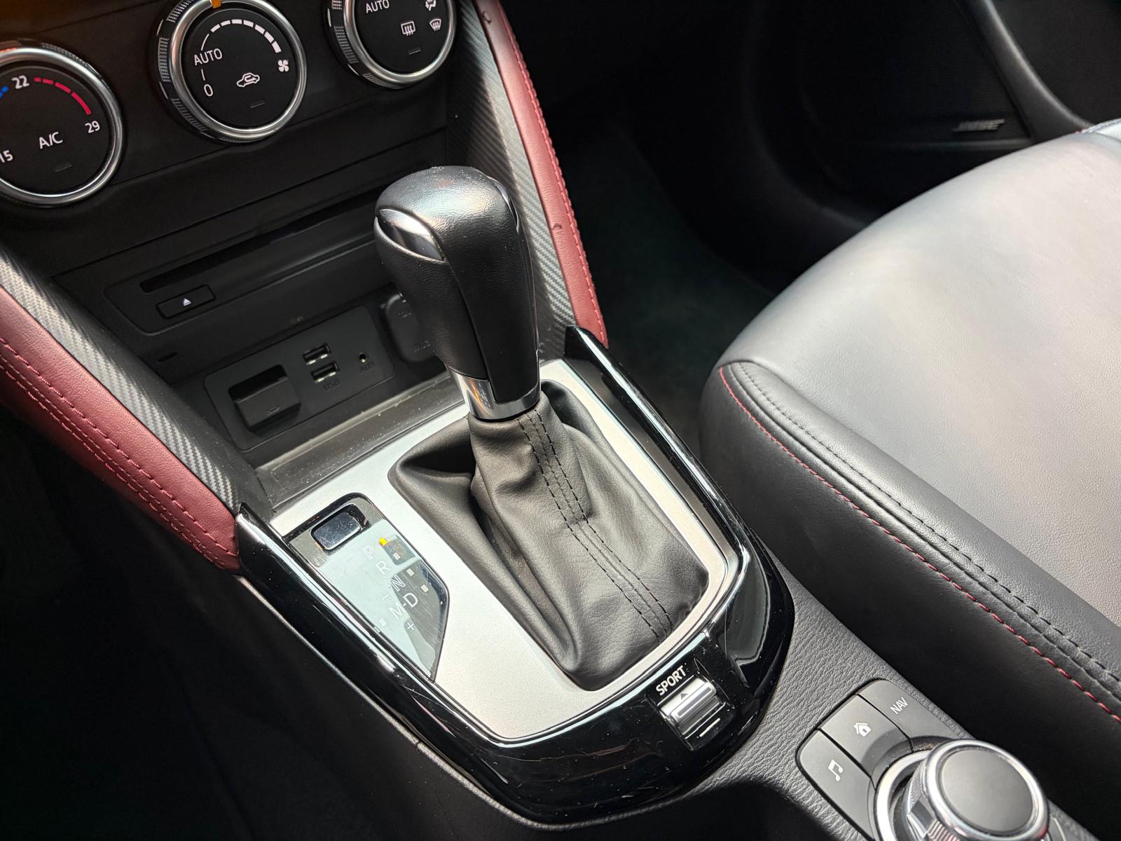 MAZDA CX-3 SKYACTIV-G 120 Revolution FWD Automat-image-25