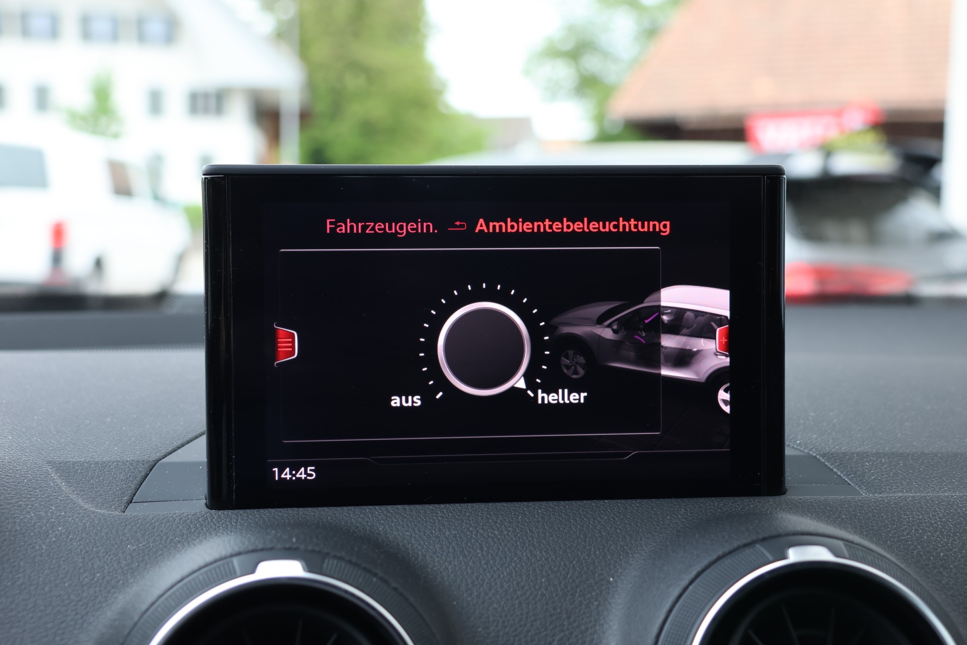 AUDI Q2 1.4 TFSI sport S-tronic S-Line (CH)-image-22