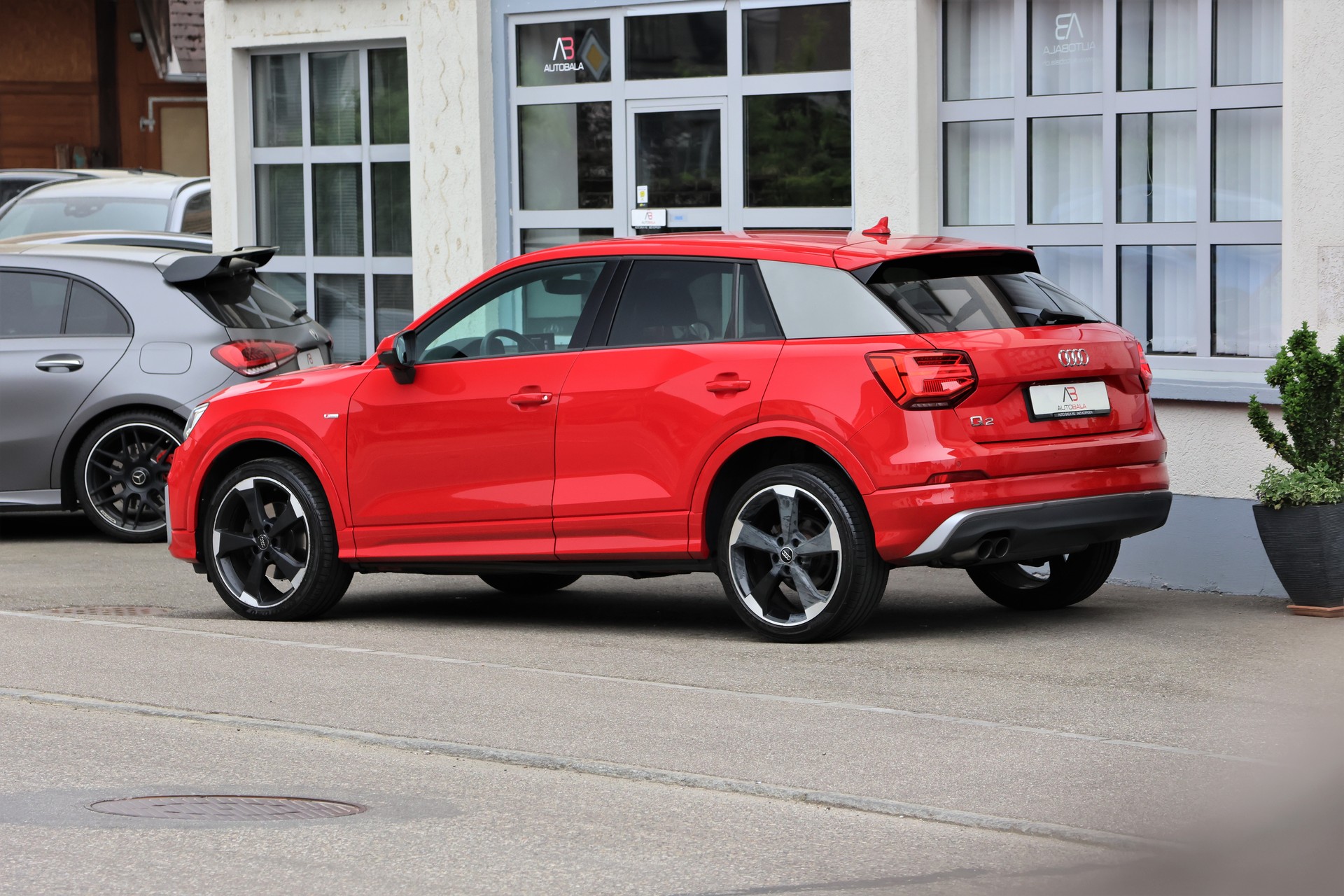 AUDI Q2 1.4 TFSI sport S-tronic S-Line (CH)-image-4