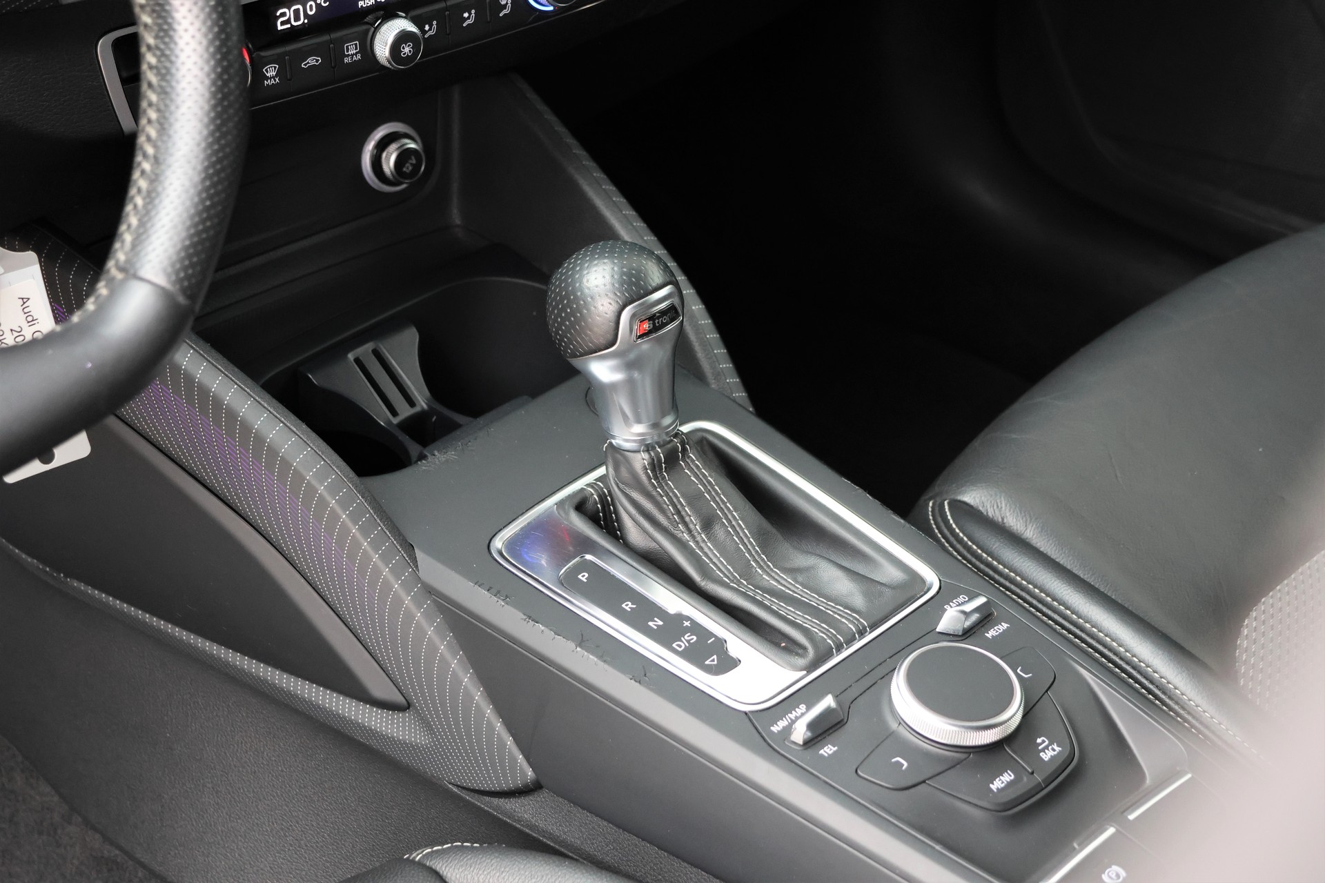 AUDI Q2 1.4 TFSI sport S-tronic S-Line (CH)-image-10