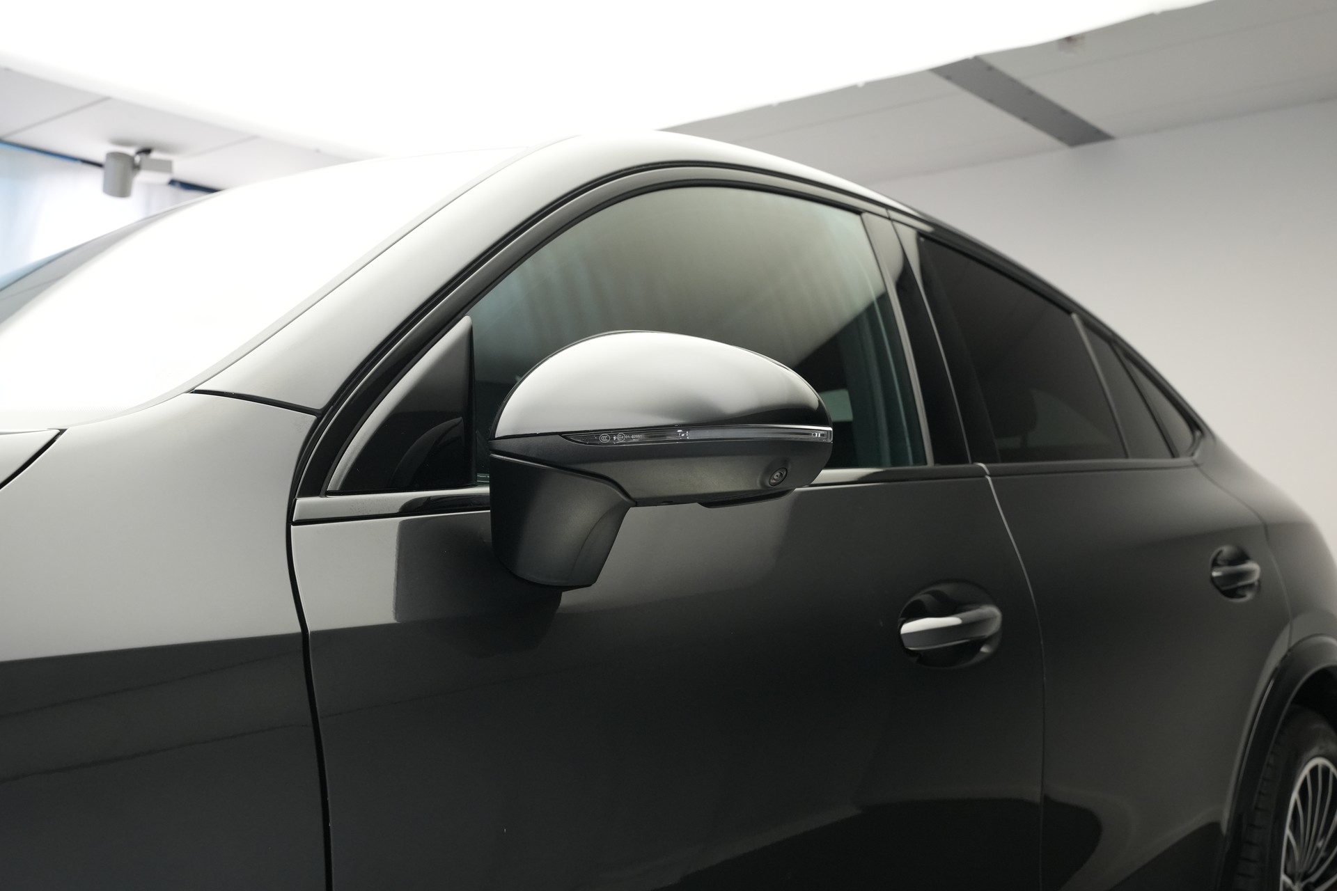 MERCEDES-BENZ GLC Coupé 220 d 4Matic 9G-Tronic *CH-Fahrzeug*-image-18