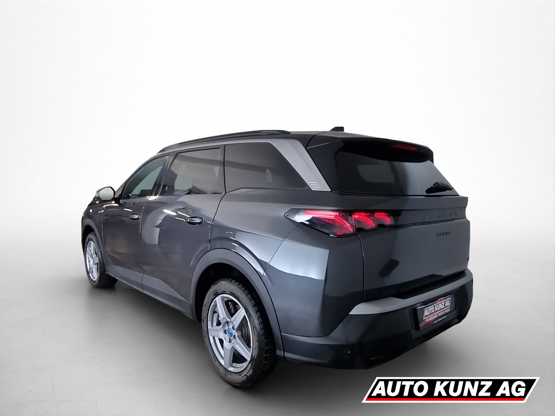 PEUGEOT 5008 145 Hybrid GT 7-Plätzer-showroom-element-3