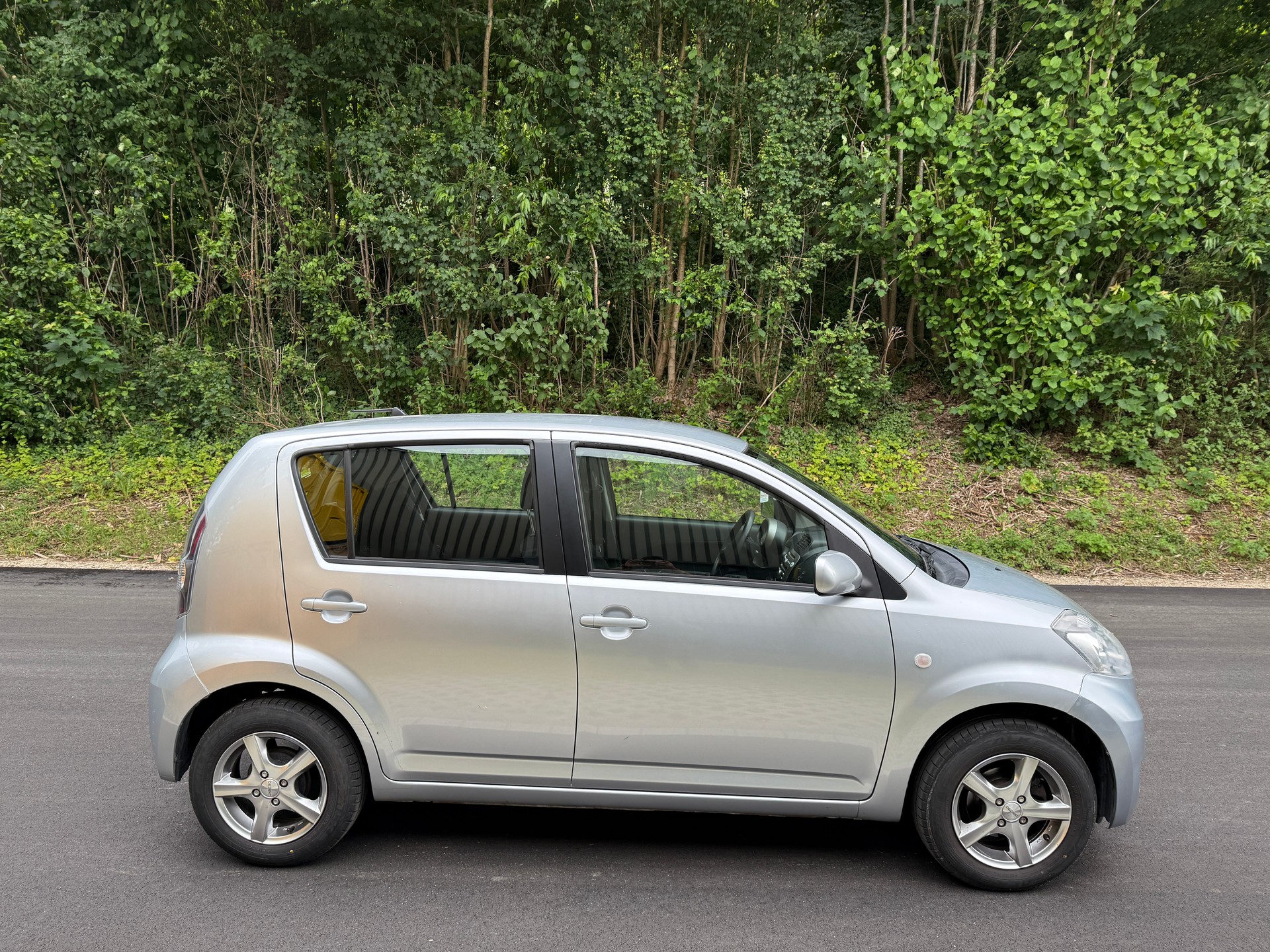 DAIHATSU Sirion 1.3-image-1