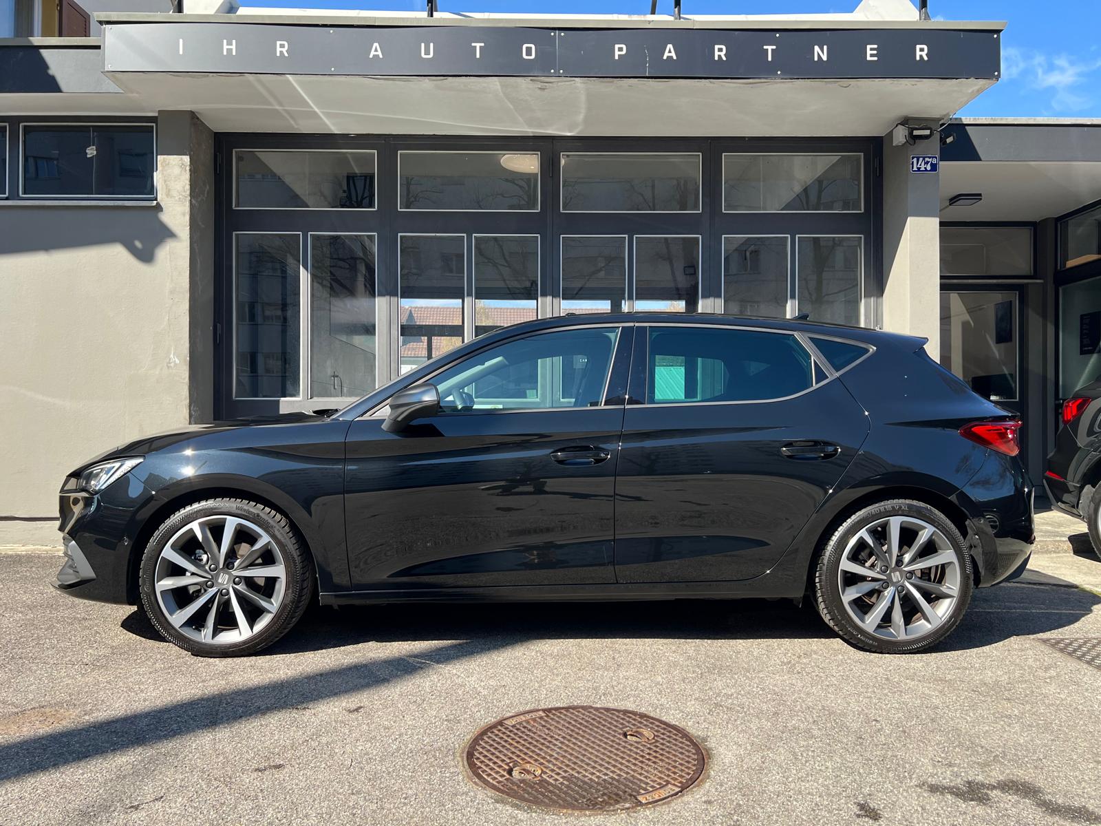 SEAT Leon 1.5 eTSI 150 FR DSG-showroom-element-2