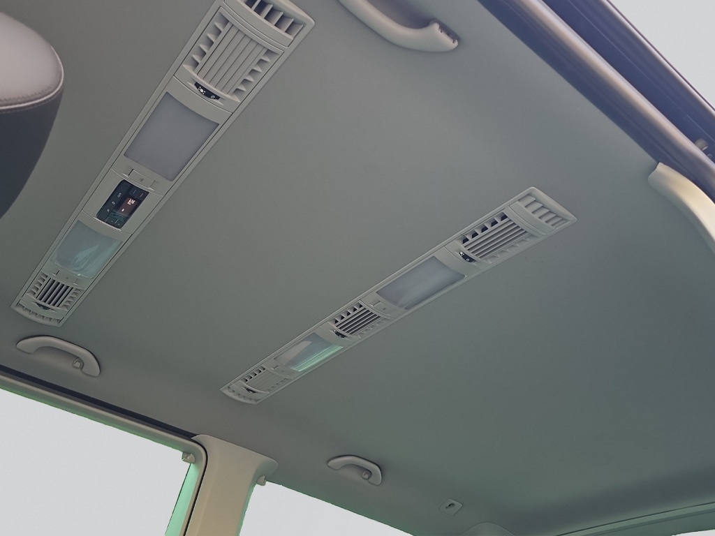 VW T6.1 Multivan 2.0 Bi-TDI Comfortline 4Motion DSG-image-25