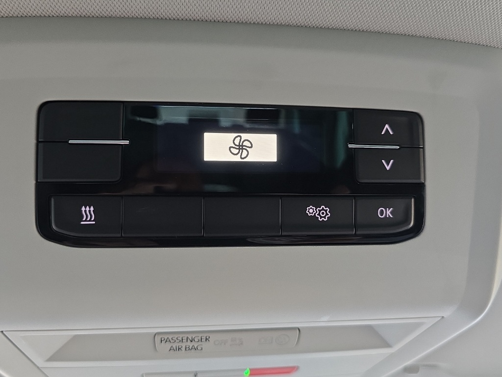 VW T6.1 Multivan 2.0 Bi-TDI Comfortline 4Motion DSG-image-29