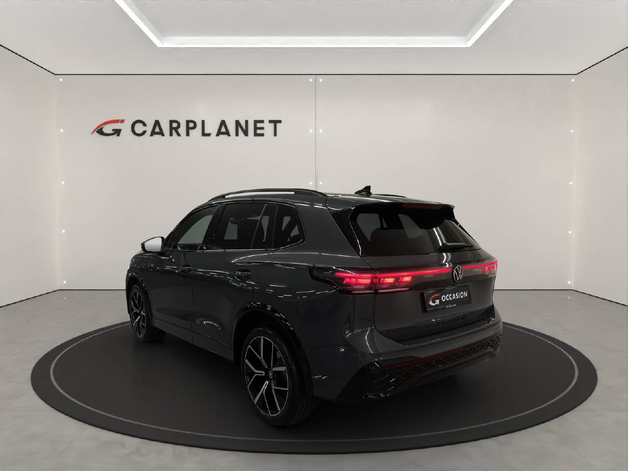 VW Tiguan 2.0 TSI R-Line DSG 4motion-image-3