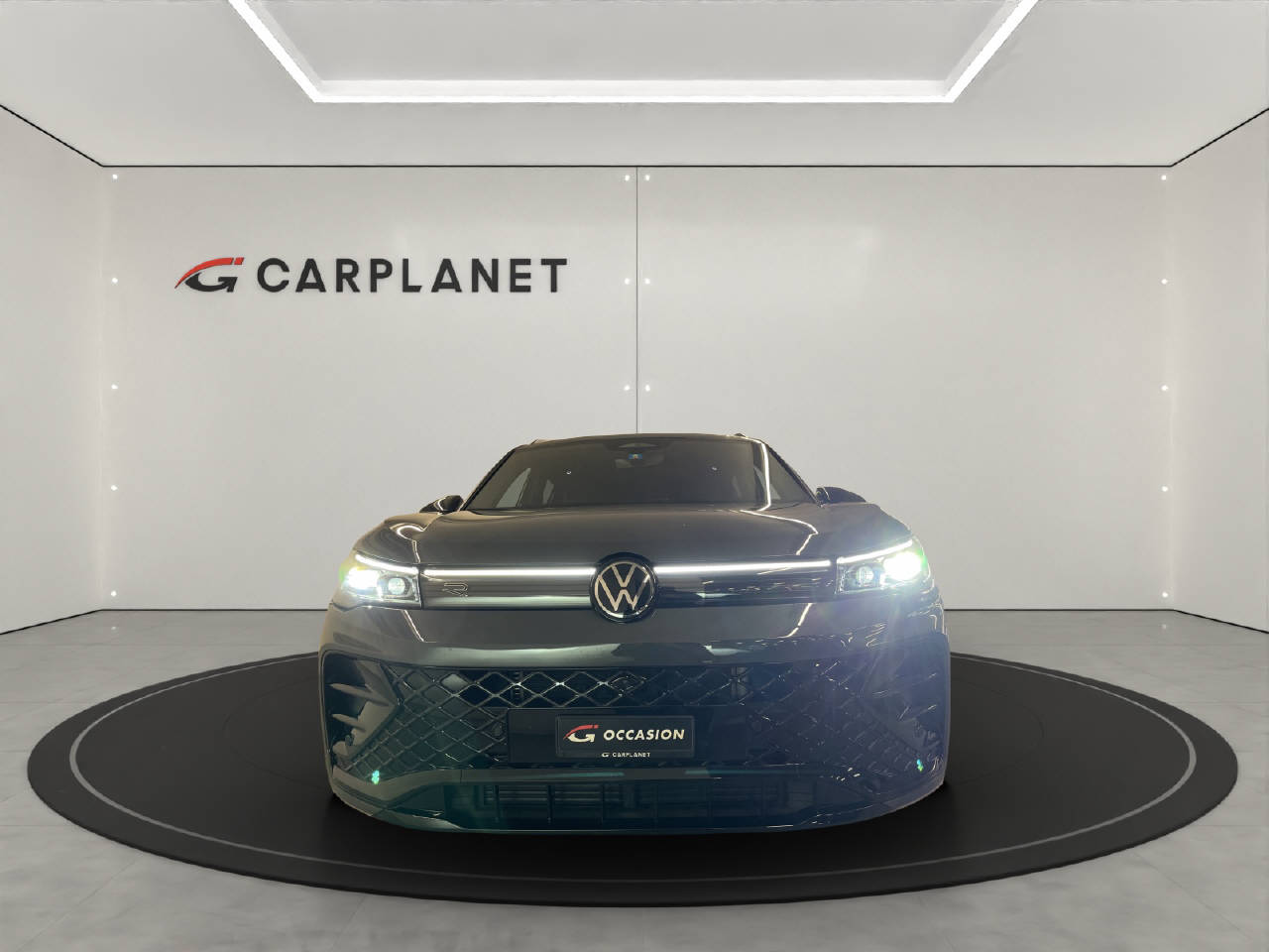 VW Tiguan 2.0 TSI R-Line DSG 4motion-image-1