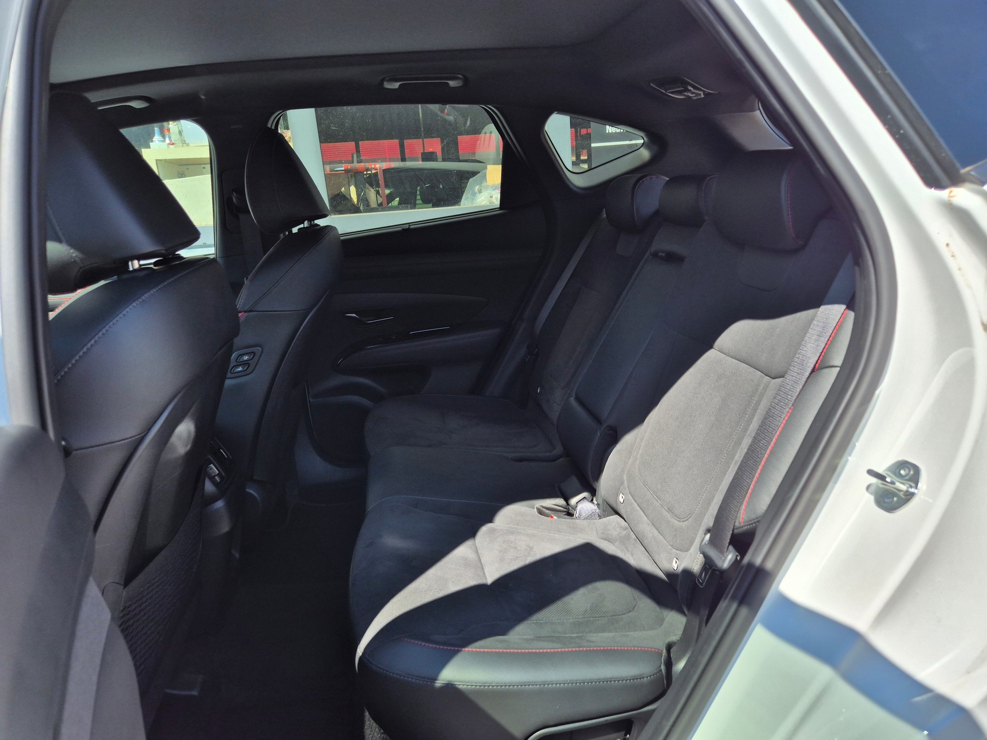 HYUNDAI Tucson 1.6 TGDI 48V N Line LUX pack 4WD DCT-image-8