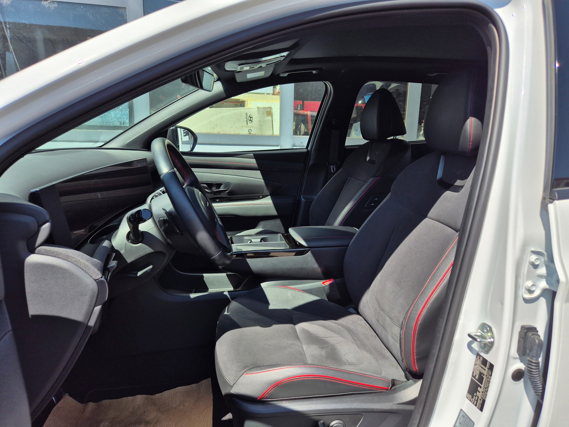 HYUNDAI Tucson 1.6 TGDI 48V N Line LUX pack 4WD DCT-image-9