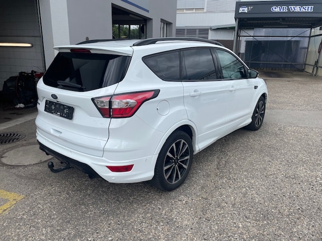 FORD Kuga 2.0 TDCi ST Line High 4WD PowerShift-image-2