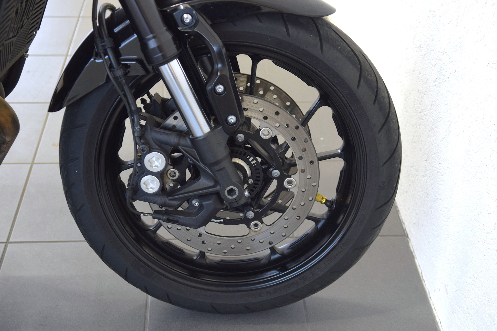 YAMAHA XSR 900-image-11