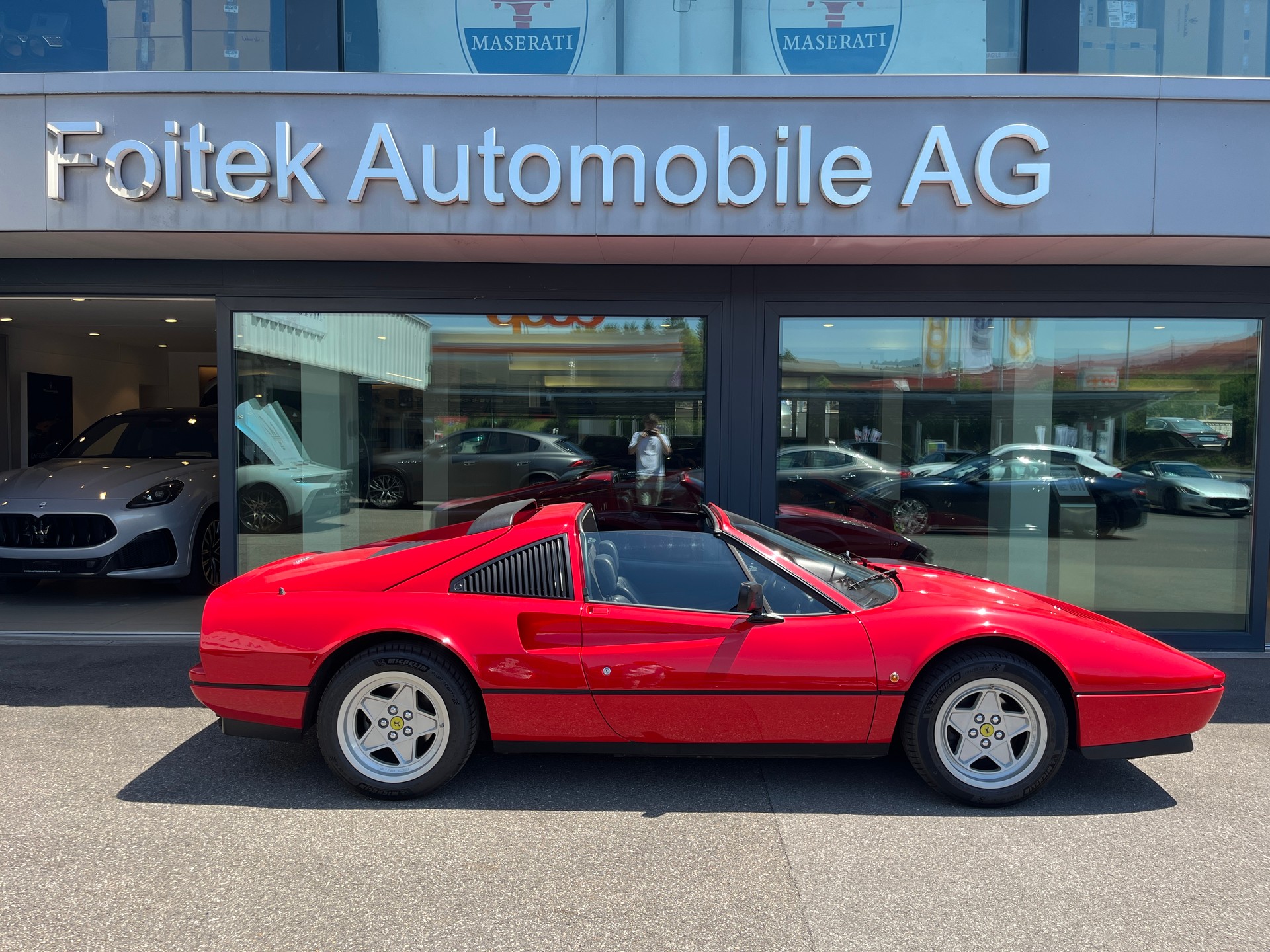 FERRARI 328 GTS