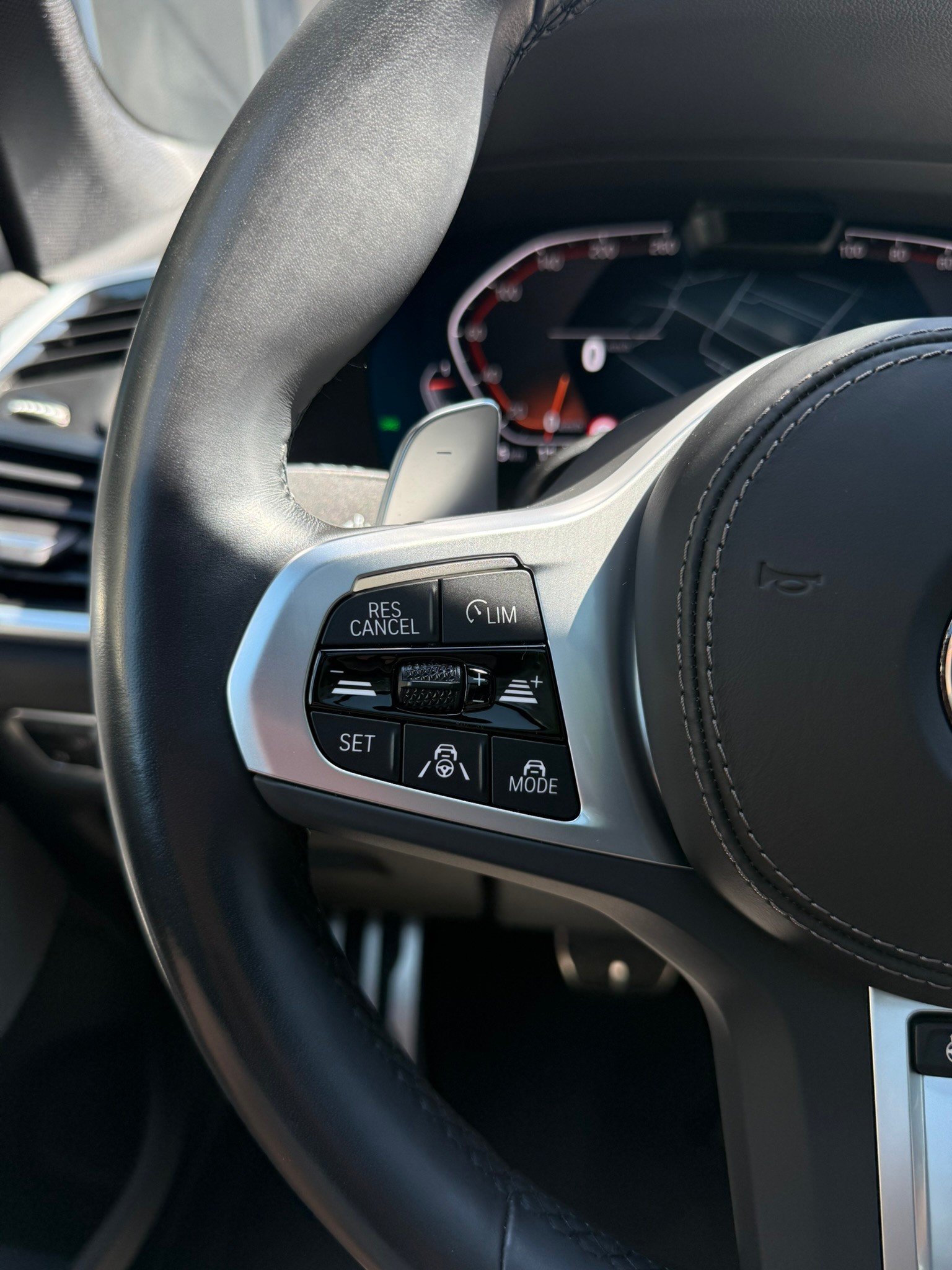 BMW BMW X5 xDrive 40d M Sport Steptronic-image-17