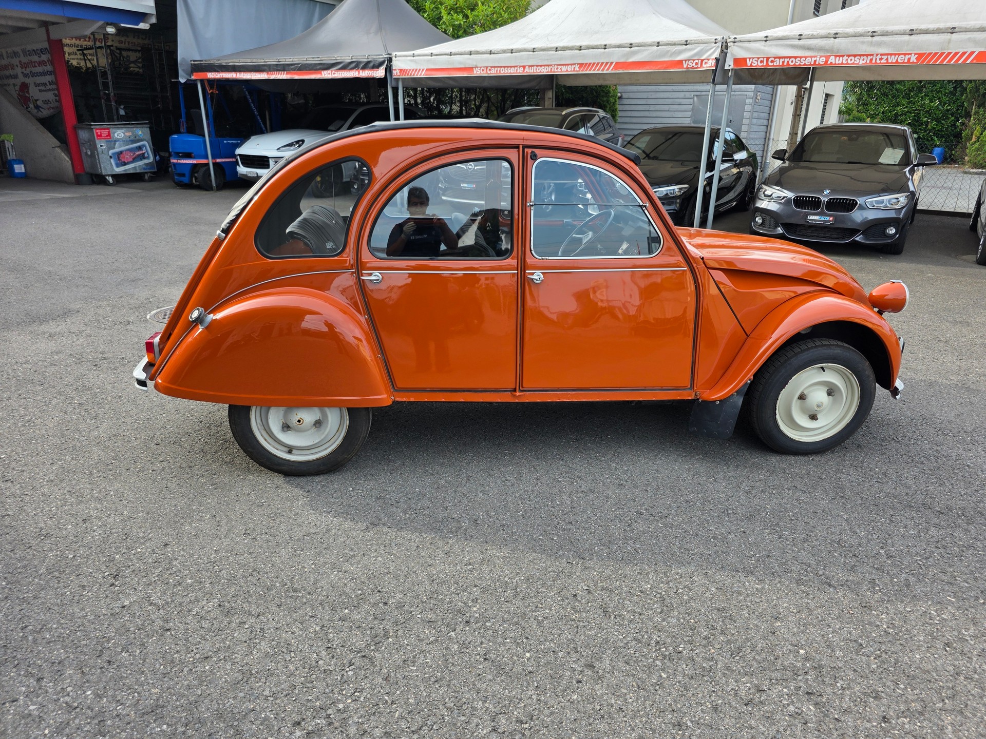 CITROEN 2CV6 Spécial (Club)-showroom-element-3