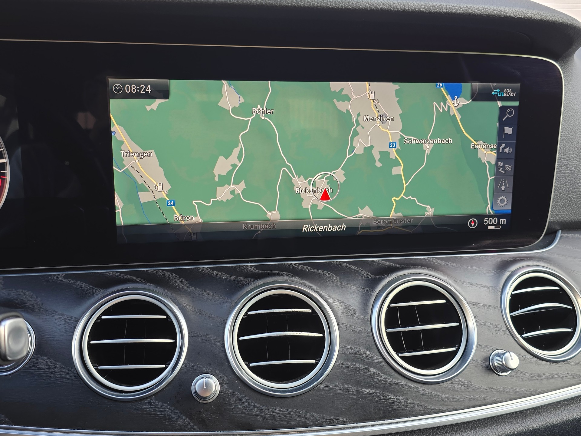 MERCEDES-BENZ E 220 d Avantgrde 4Matic 9G-Tronic-image-19